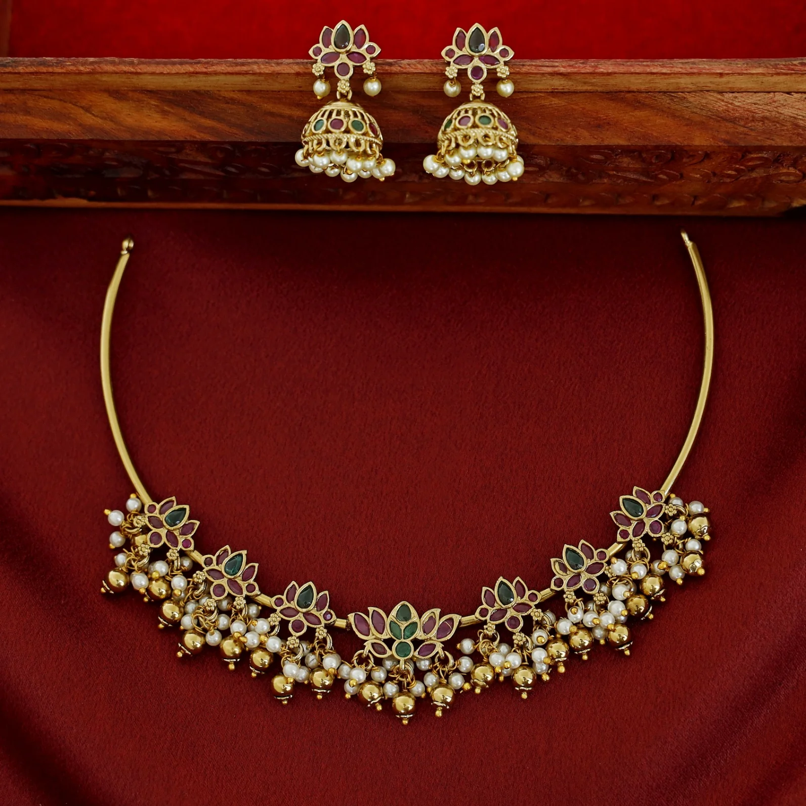 Atreyi Lotus Neckpiece With Earring - Image 4