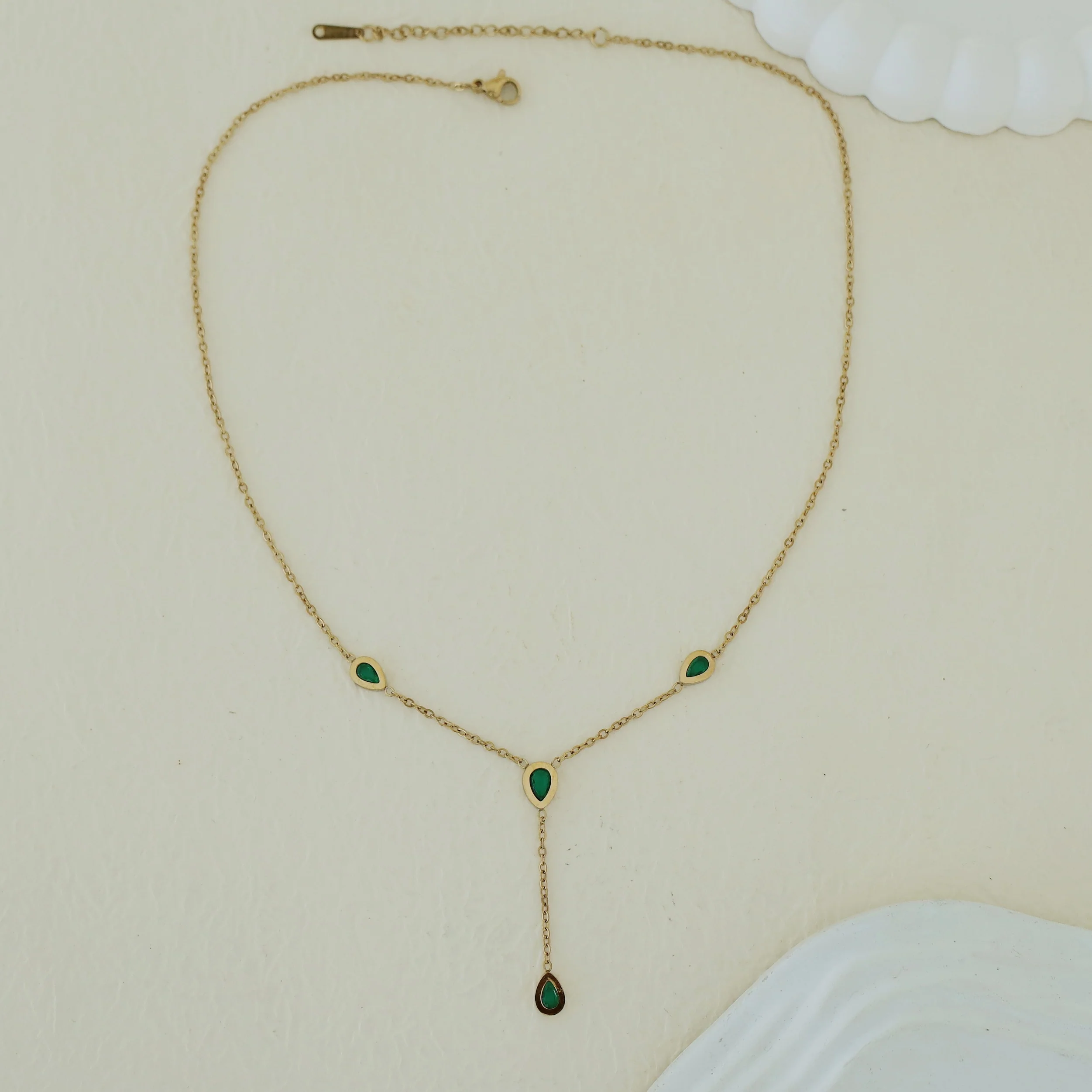 Auden Hanging Raindrop Neckpiece - Image 6