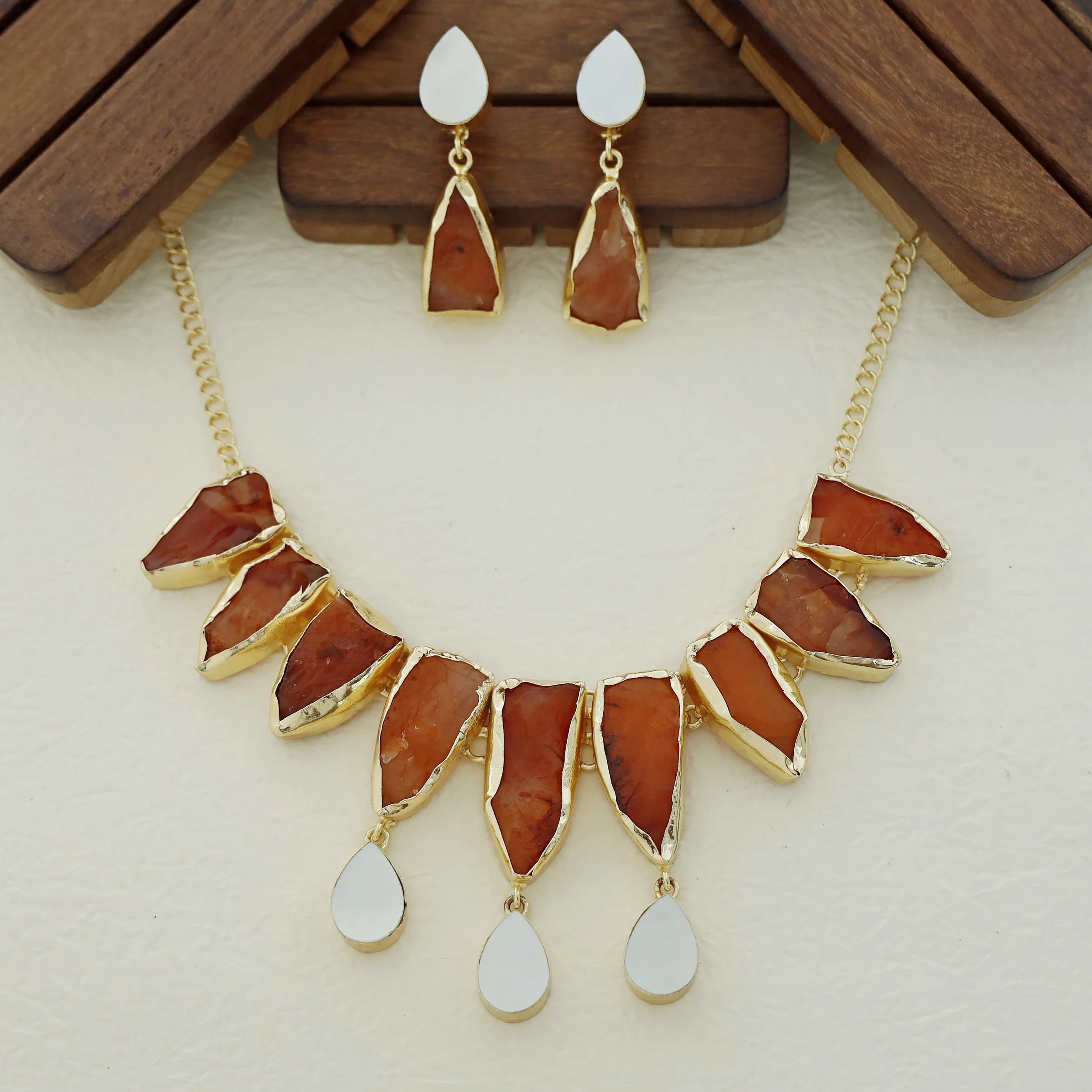 Augusta MOP + Dyed + Raw Stone Short Neckpiece With Earring - Image 6