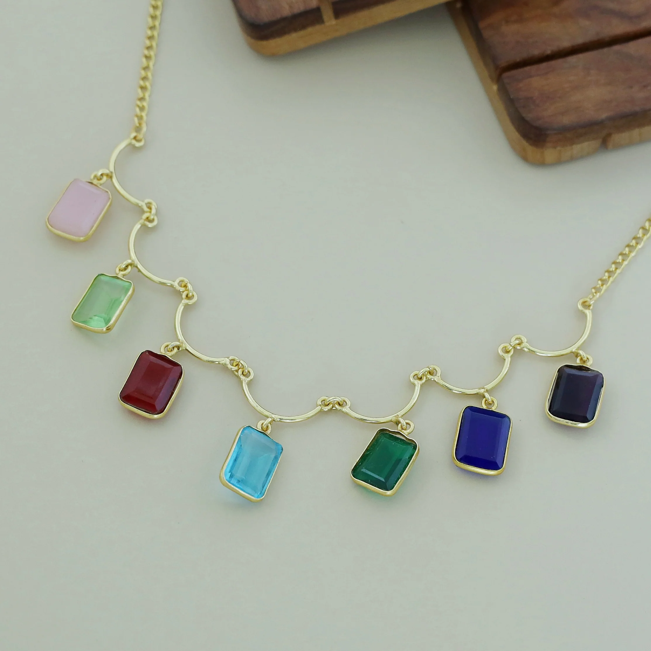 Aureliana Curvy Glossy Neckpiece - Image 4
