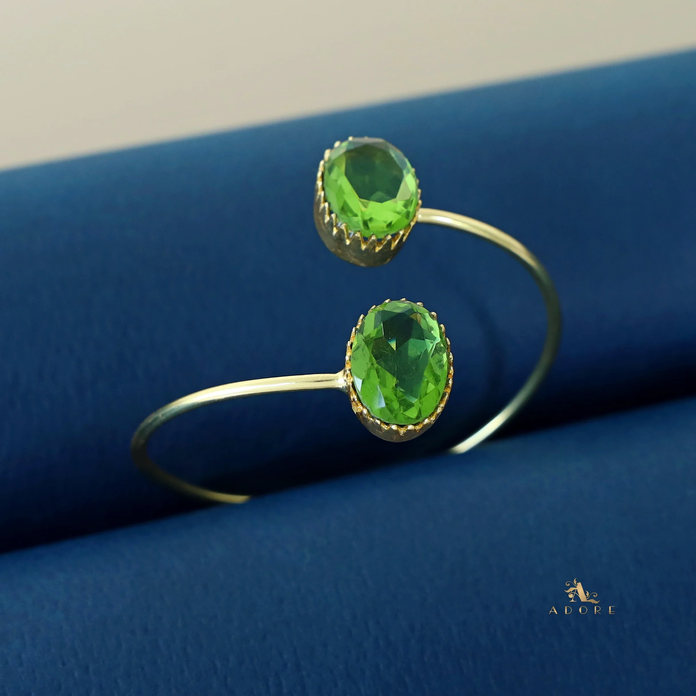 Aurora Golden Dual Oval Glossy Claw Bangle - Image 10