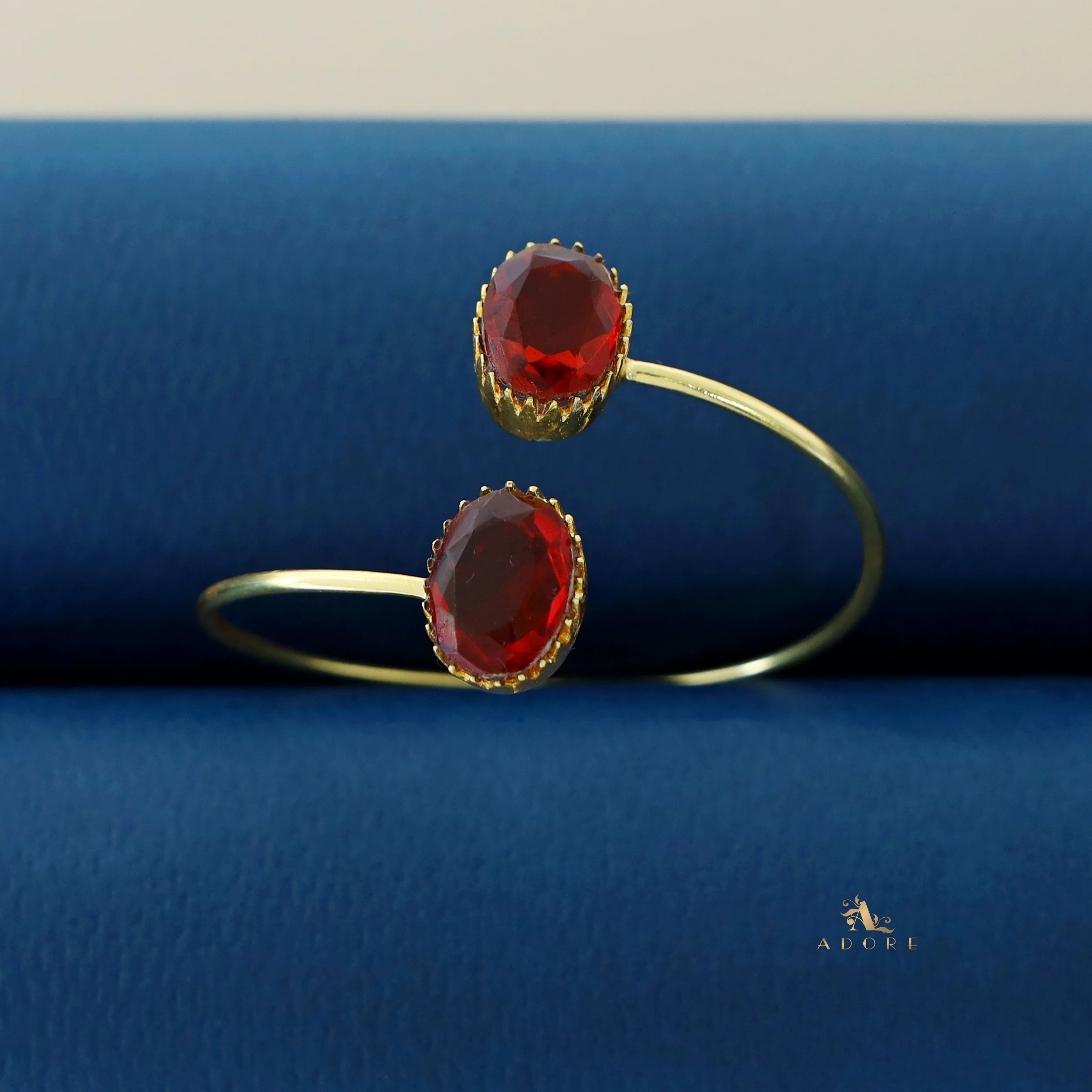 Aurora Golden Dual Oval Glossy Claw Bangle - Image 2