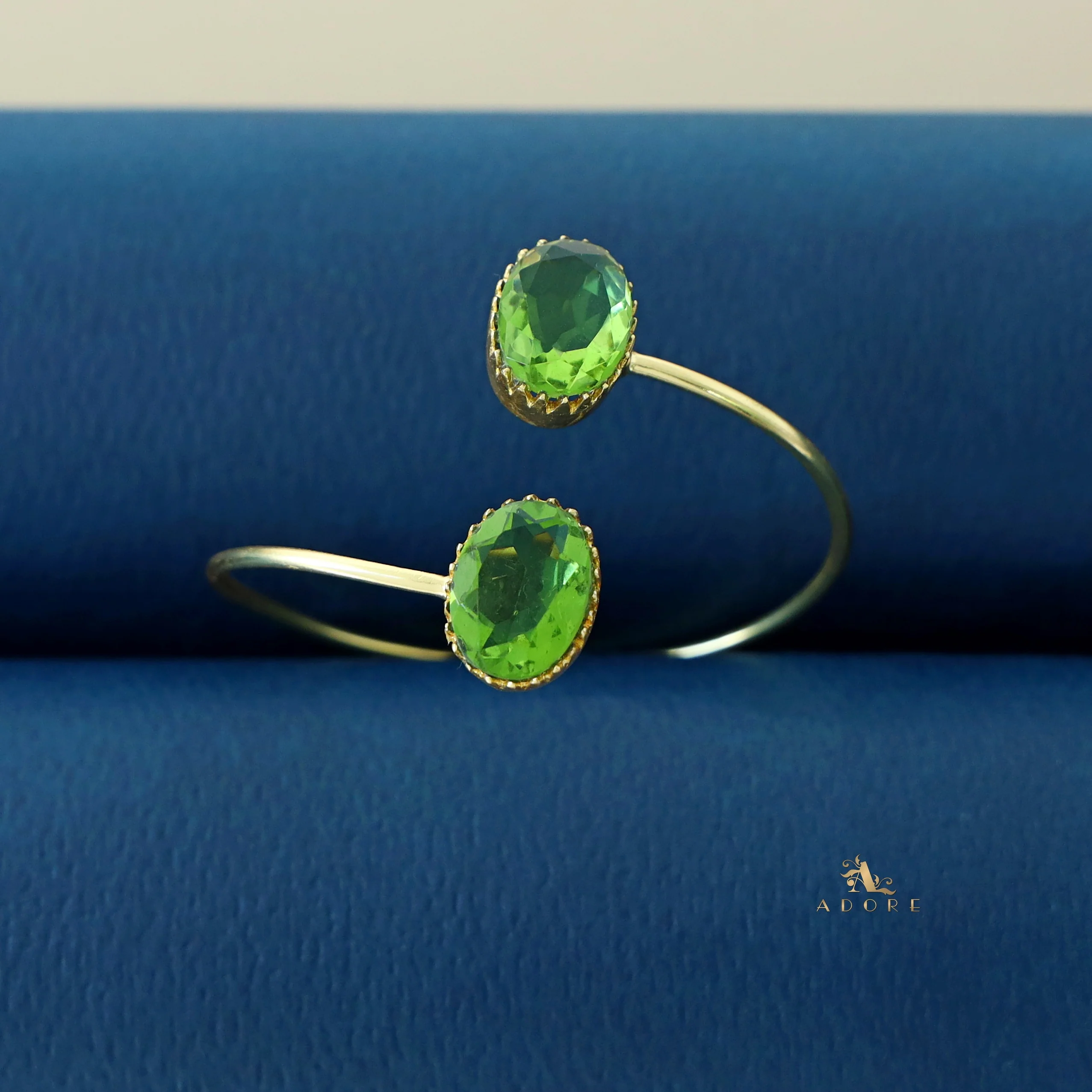 Aurora Golden Dual Oval Glossy Claw Bangle - Image 4