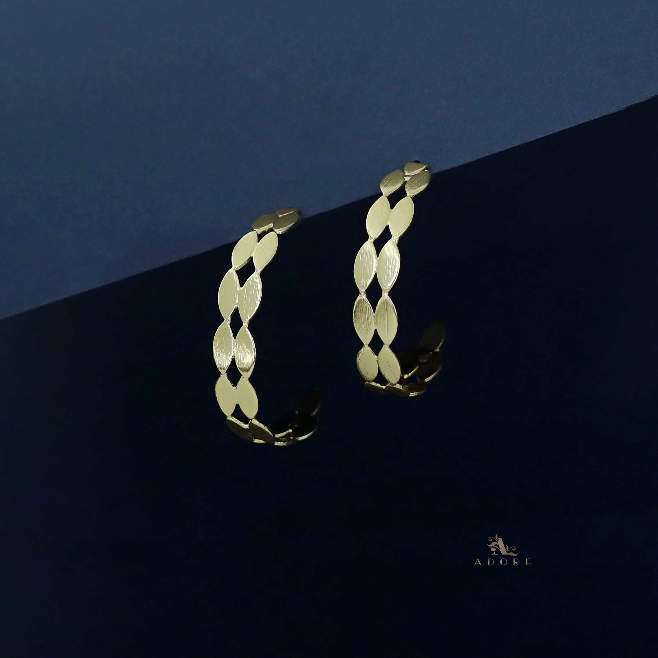 Avira Golden Hoop - Image 3