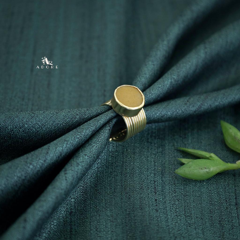 Balqis Raw Stone Ring - Image 4
