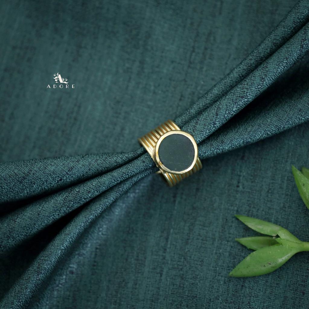 Balqis Raw Stone Ring - Image 6