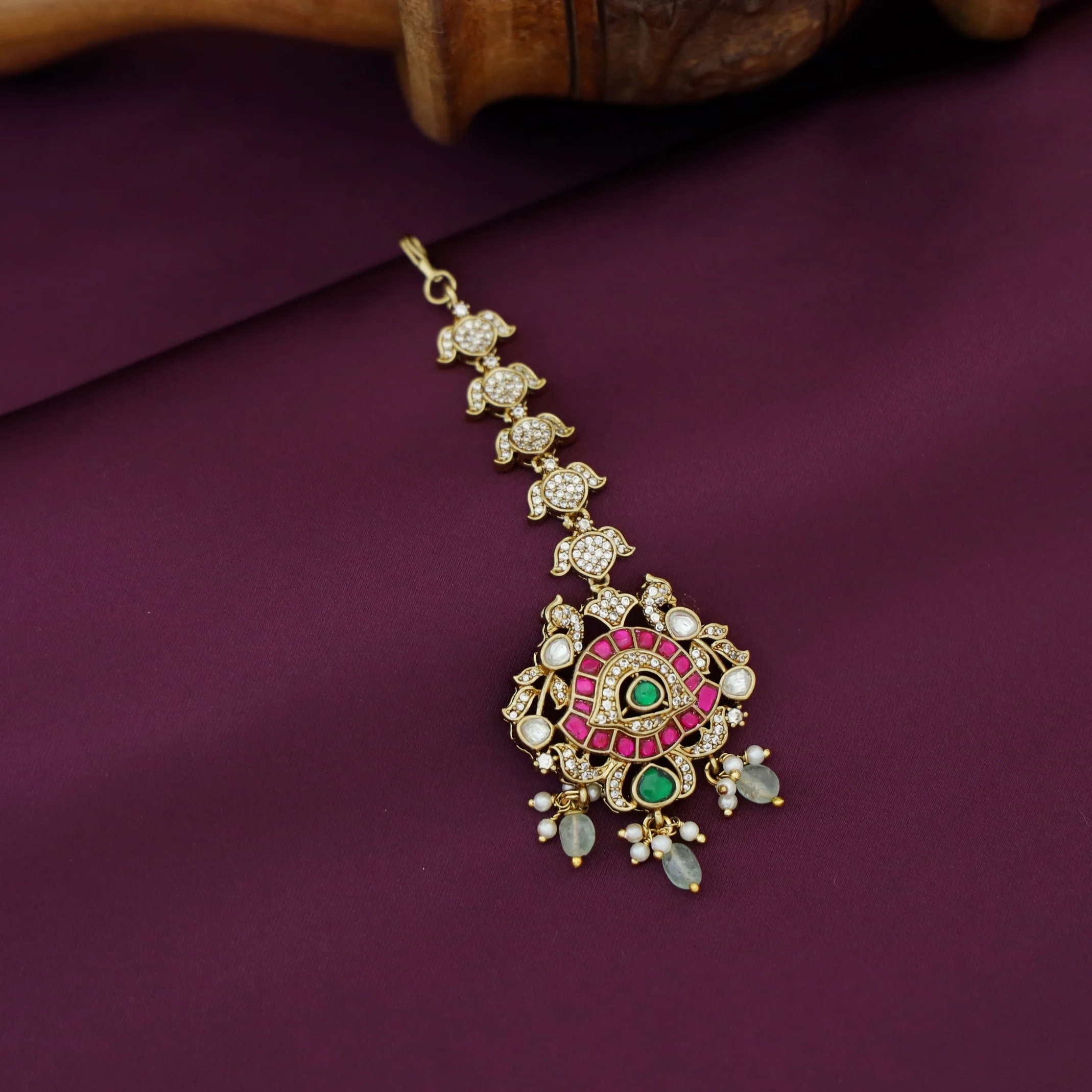 Banhi Jadau Kundan Pearl Beaded AD Stone Tikka - Image 4