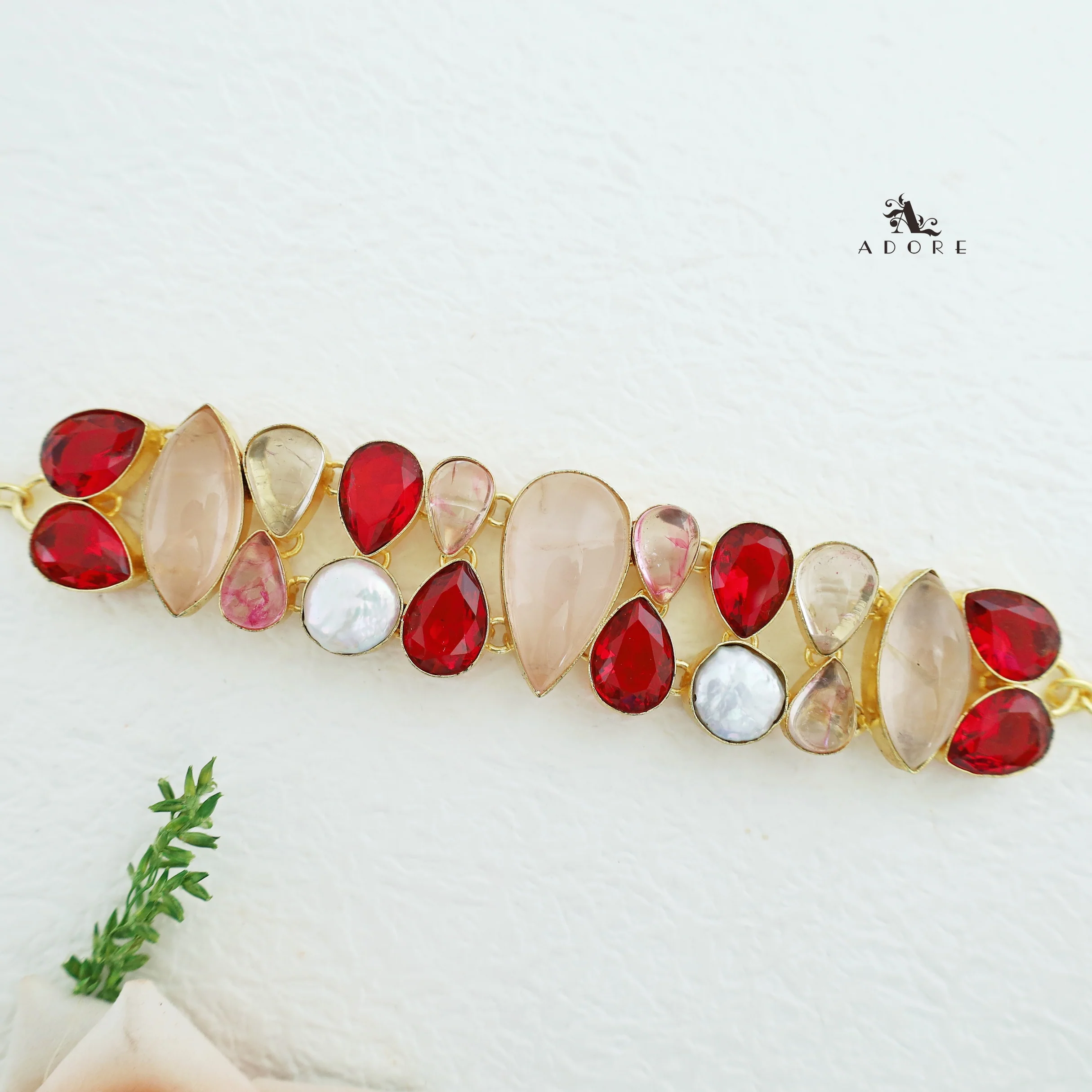 Freesia Baroque Glossy Choker - Image 3