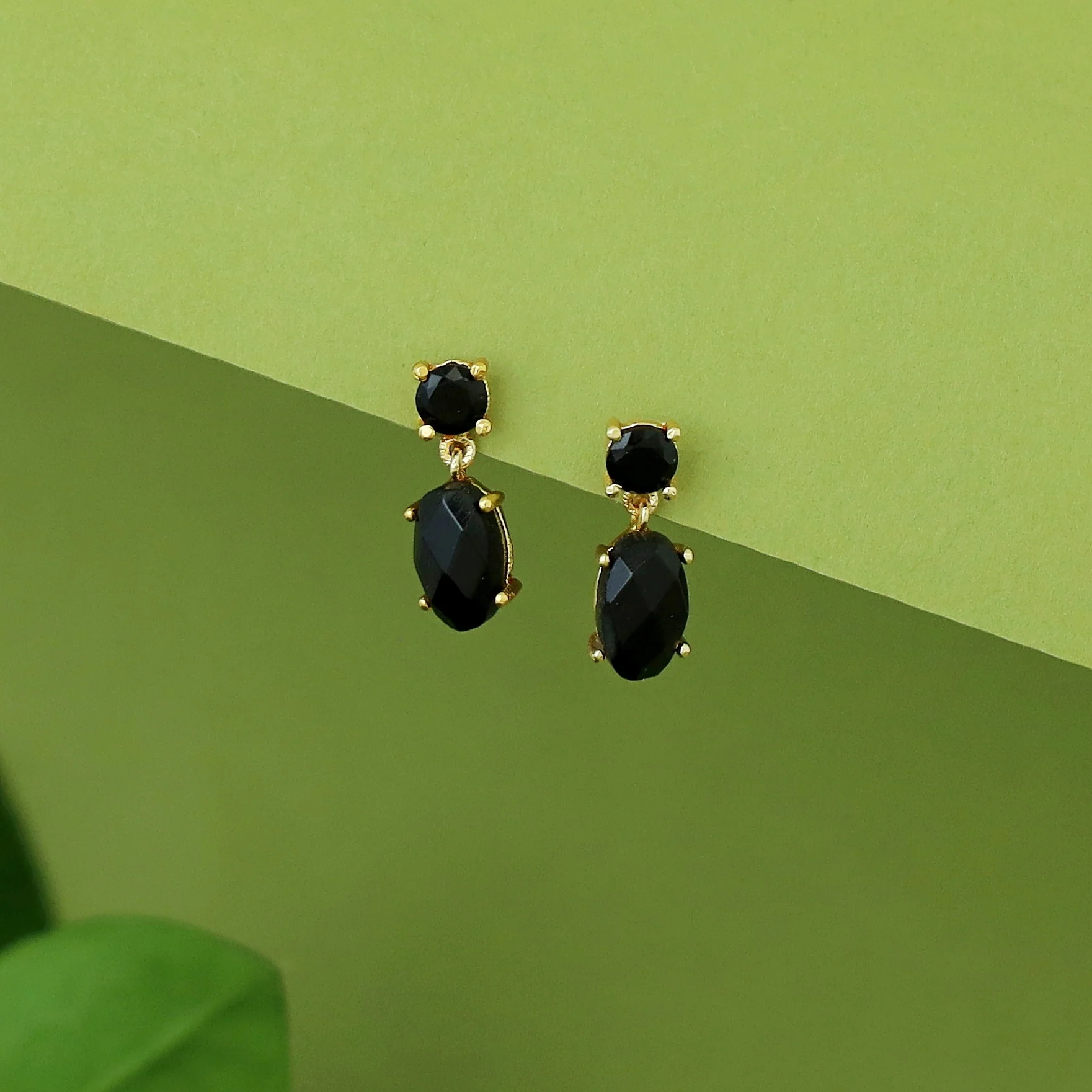 Baskari Oval & Round Glossy Earring - Image 4