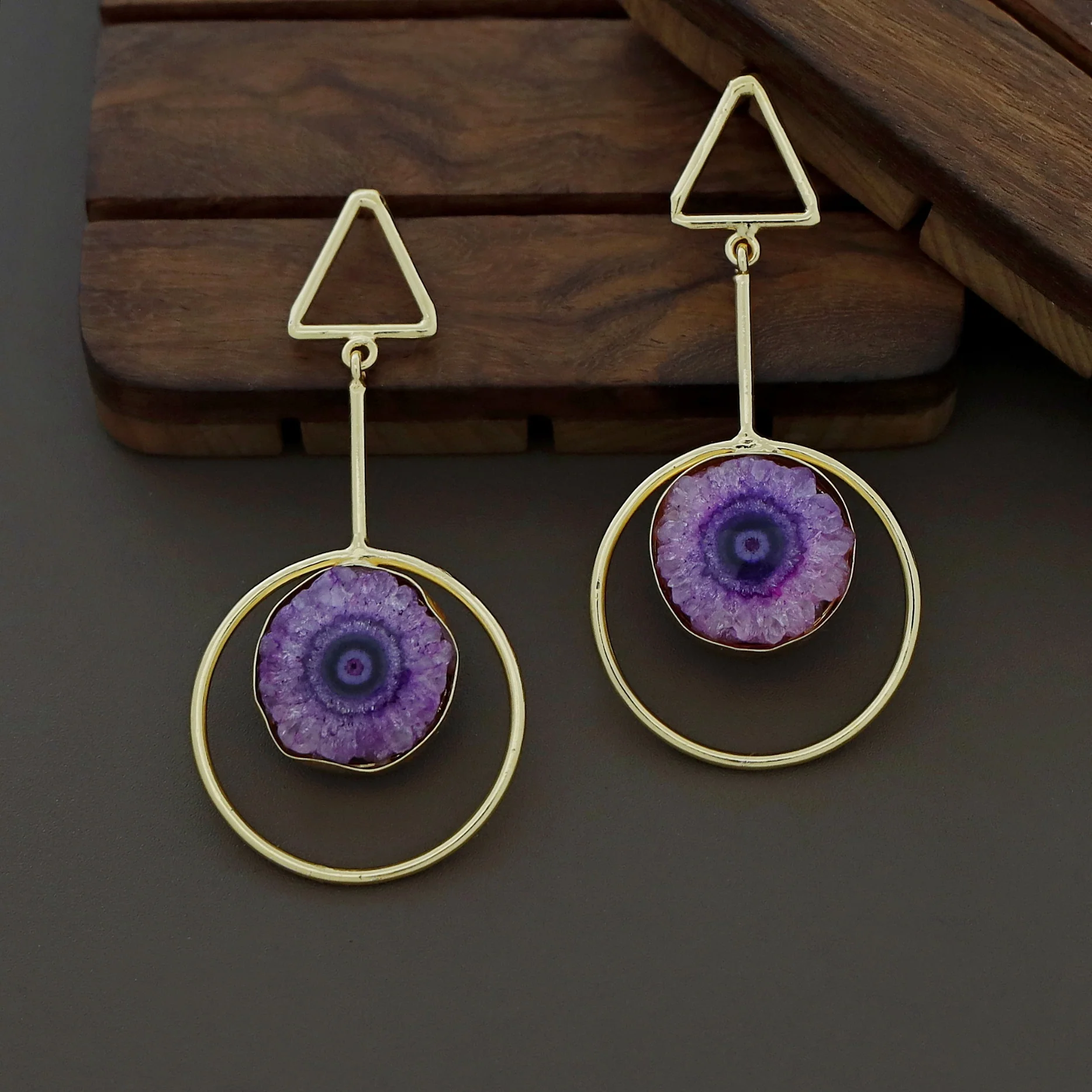 Bettie Triangle Pendulum Circle Agate Stone Earring - Image 10