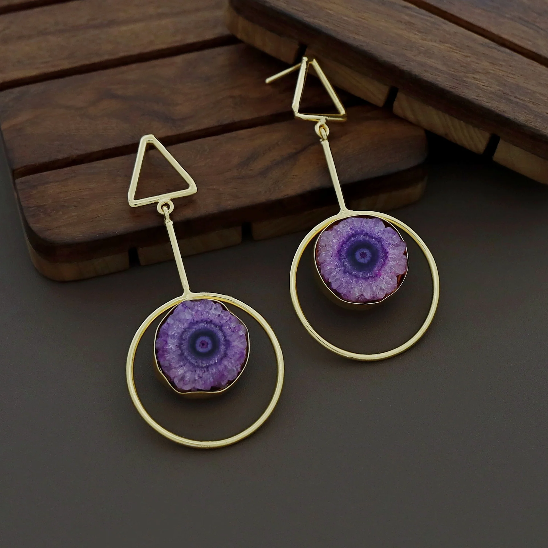 Bettie Triangle Pendulum Circle Agate Stone Earring - Image 12