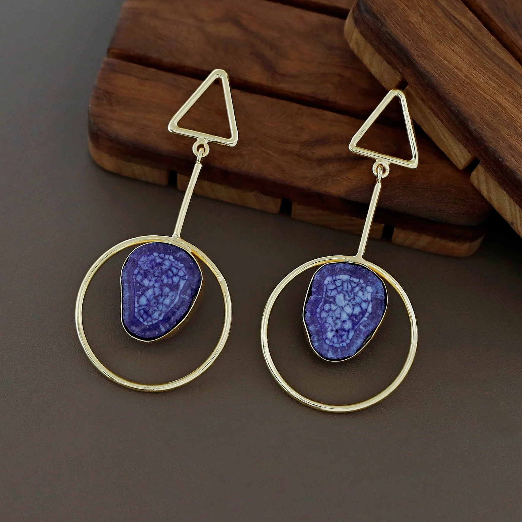 Bettie Triangle Pendulum Circle Agate Stone Earring - Image 13