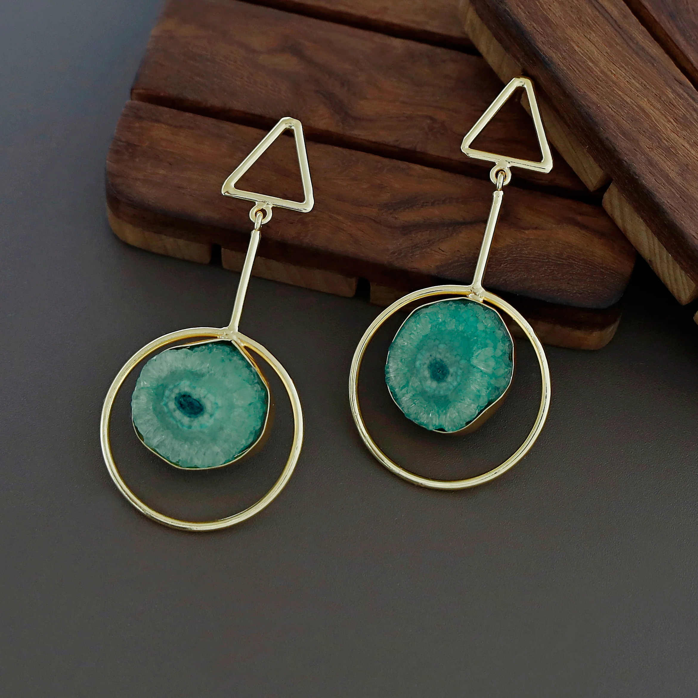 Bettie Triangle Pendulum Circle Agate Stone Earring - Image 7