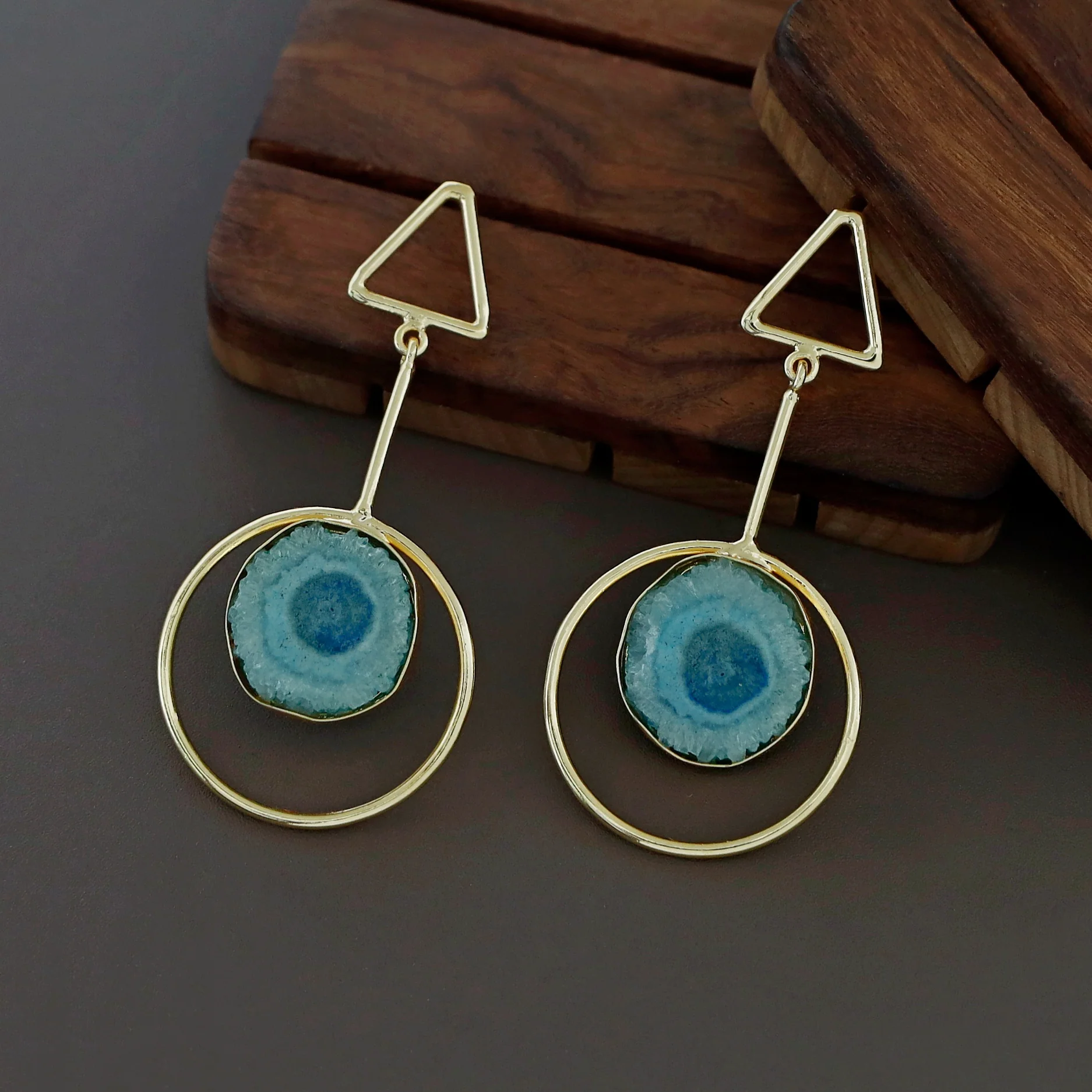 Bettie Triangle Pendulum Circle Agate Stone Earring - Image 9