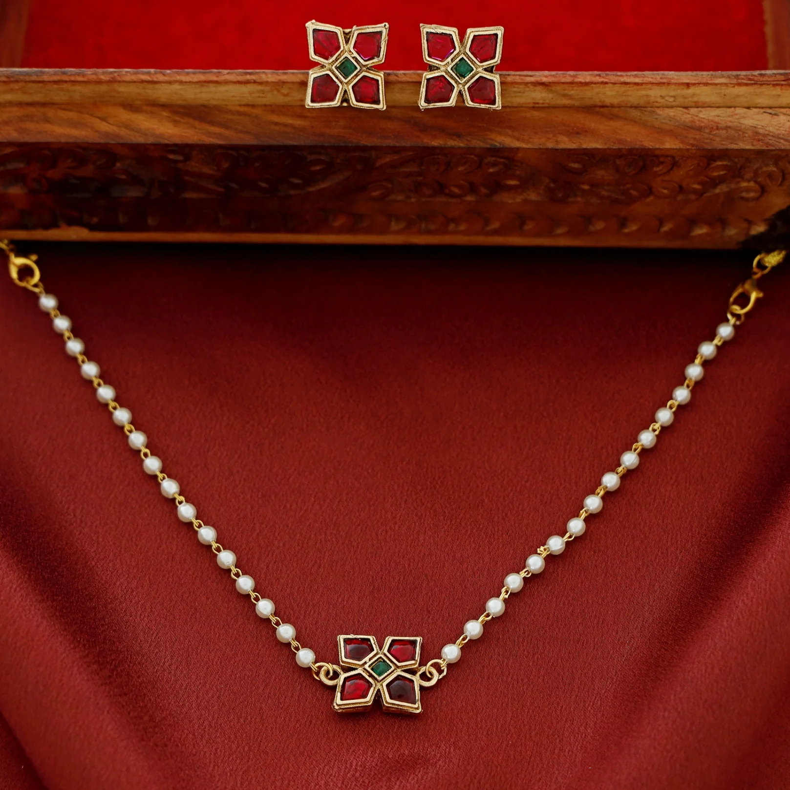 Bhaavini Pearl Square Floral Choker With Earring - Image 3
