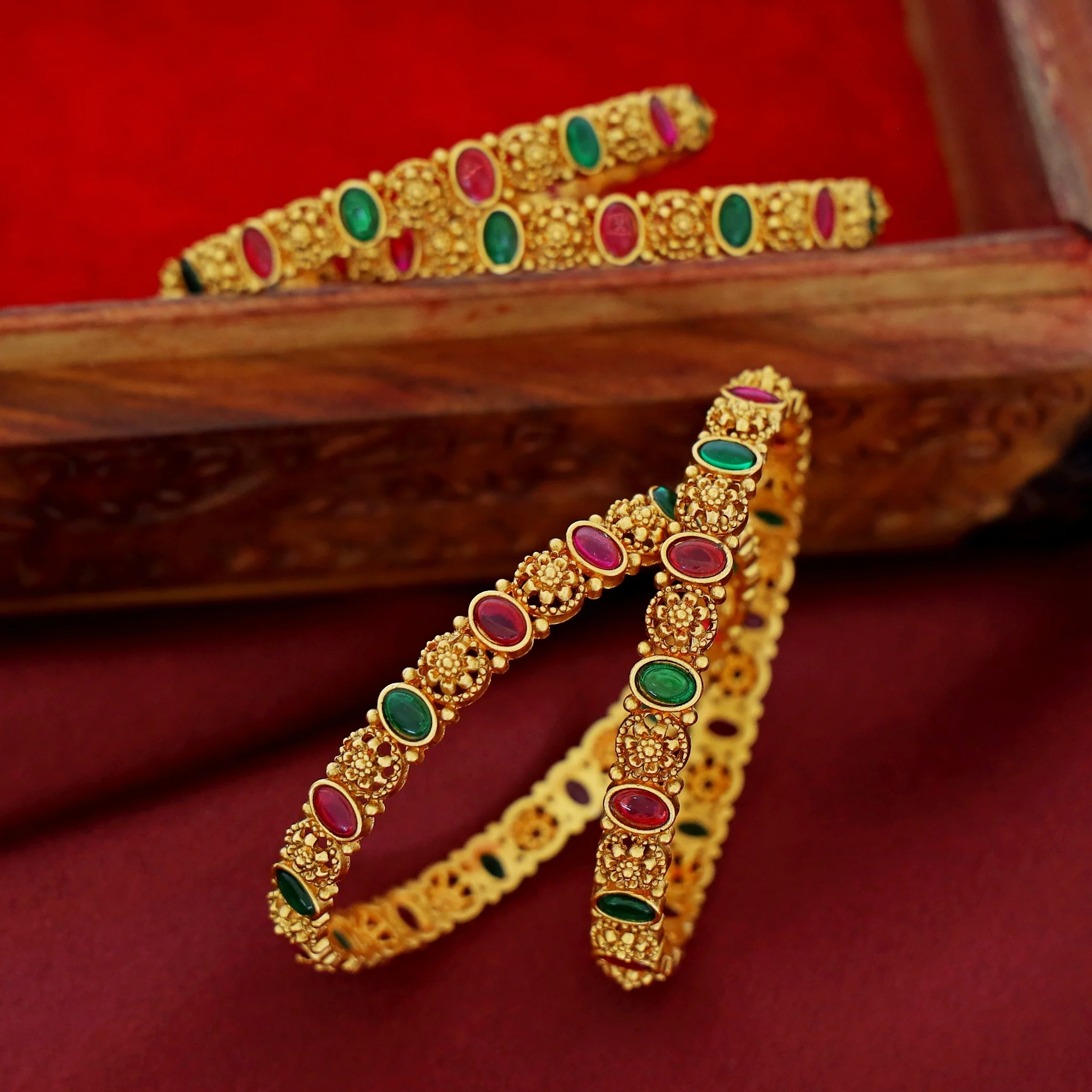 Bhanupriya Floral Kemp Stone Bangle (Set Of 4) - Image 11