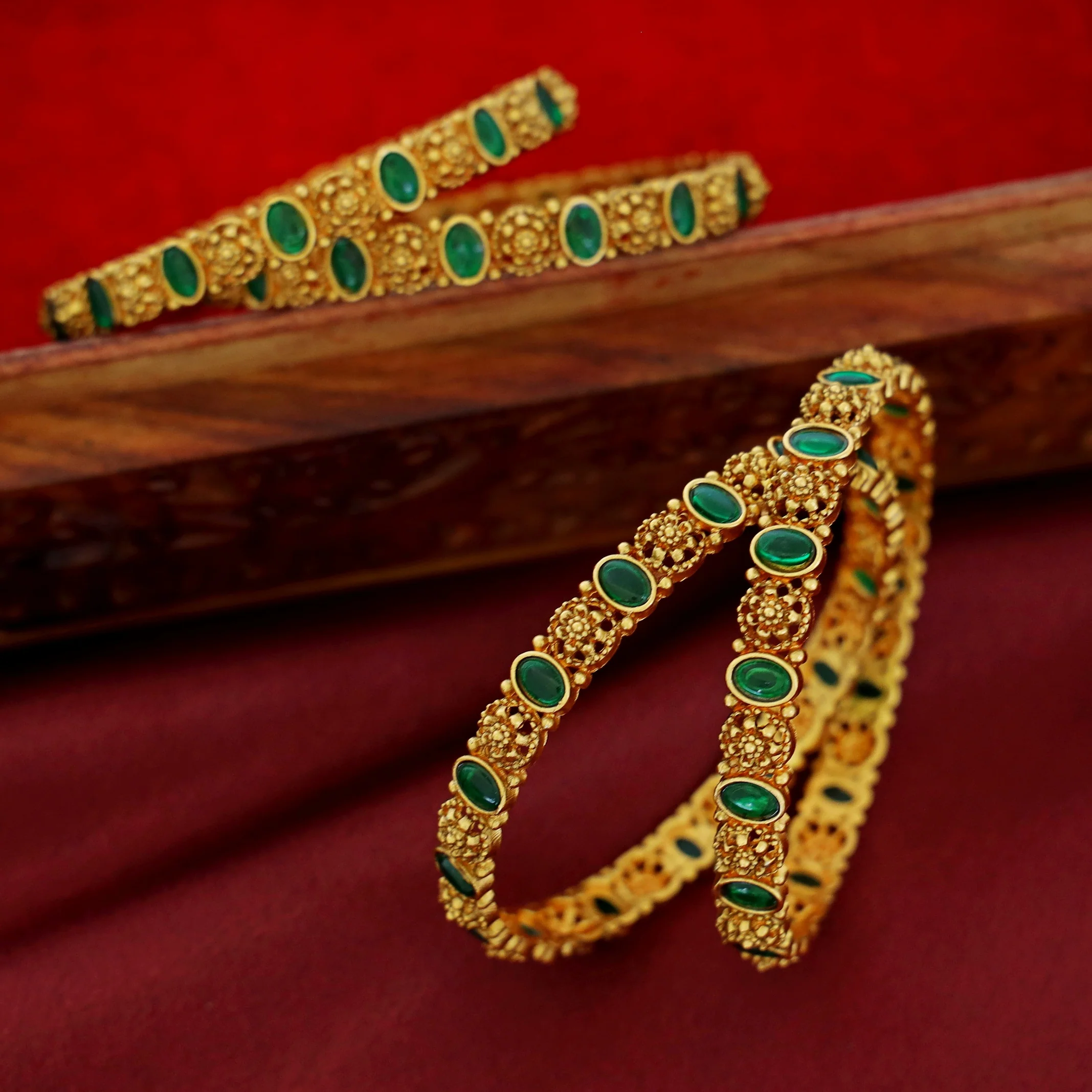 Bhanupriya Floral Kemp Stone Bangle (Set Of 4) - Image 4