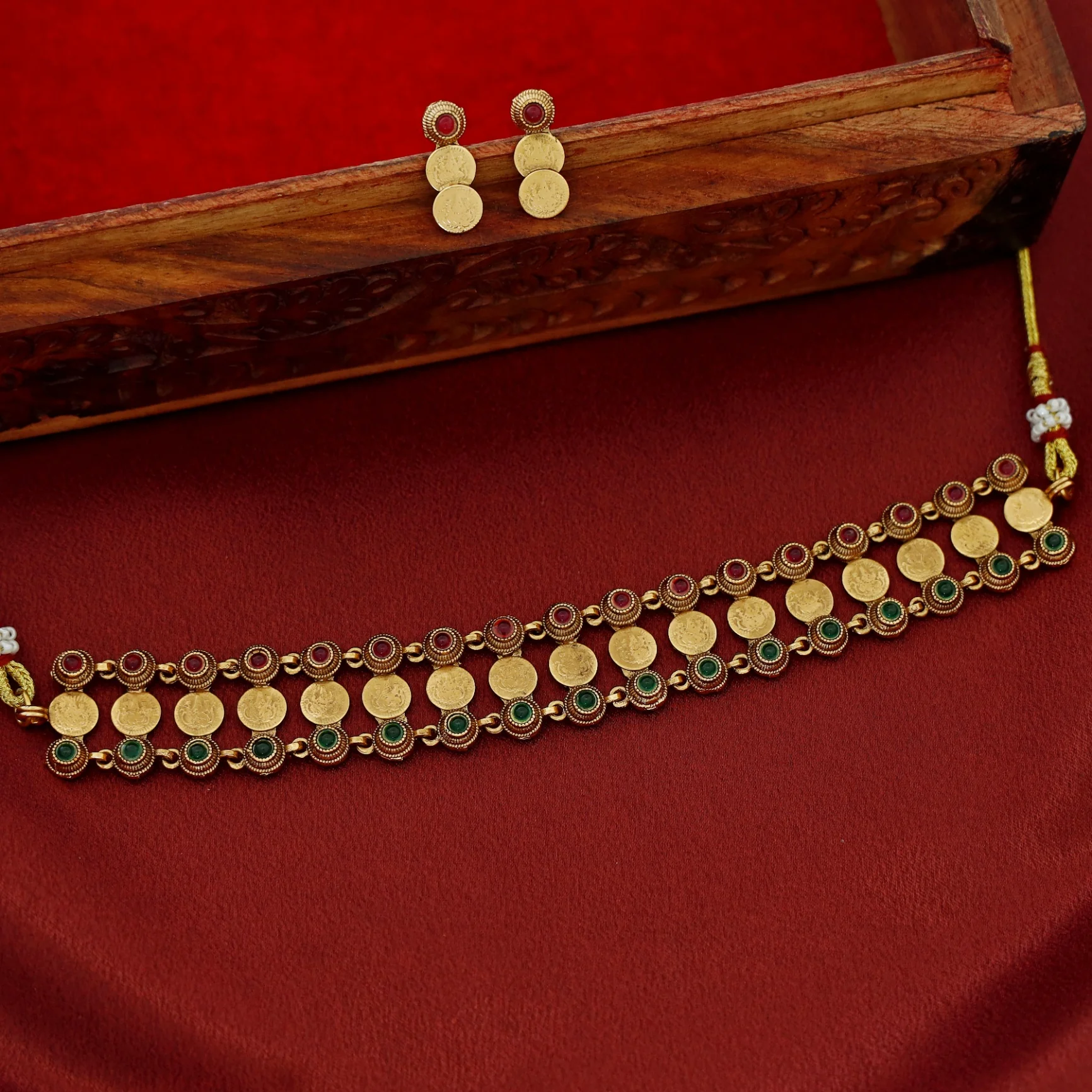 Bhavinika Kashi Lakshmi 2 Layer Choker With Earring - Image 6