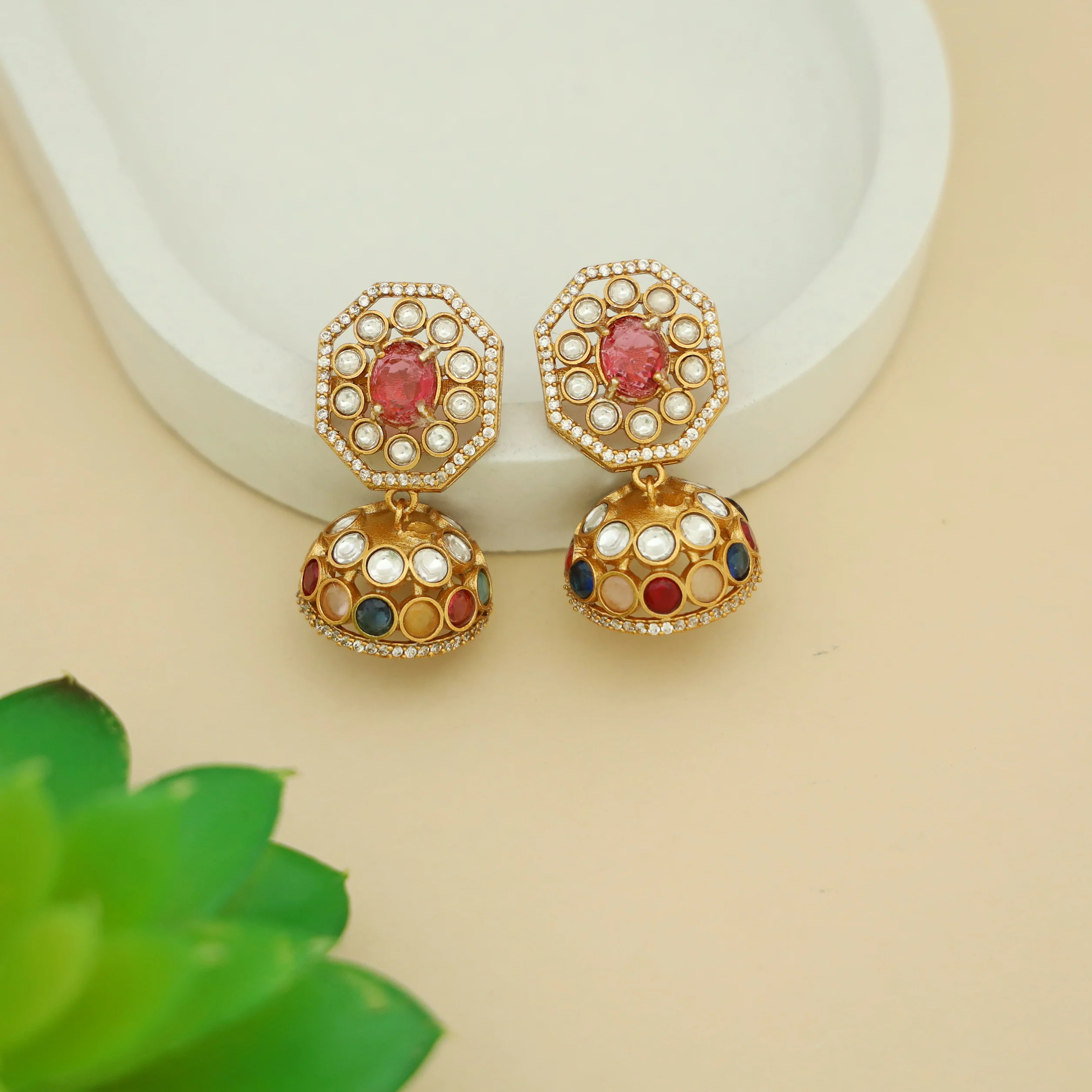 Bhavitha Glossy Stone Kundan Jhumka - Image 5
