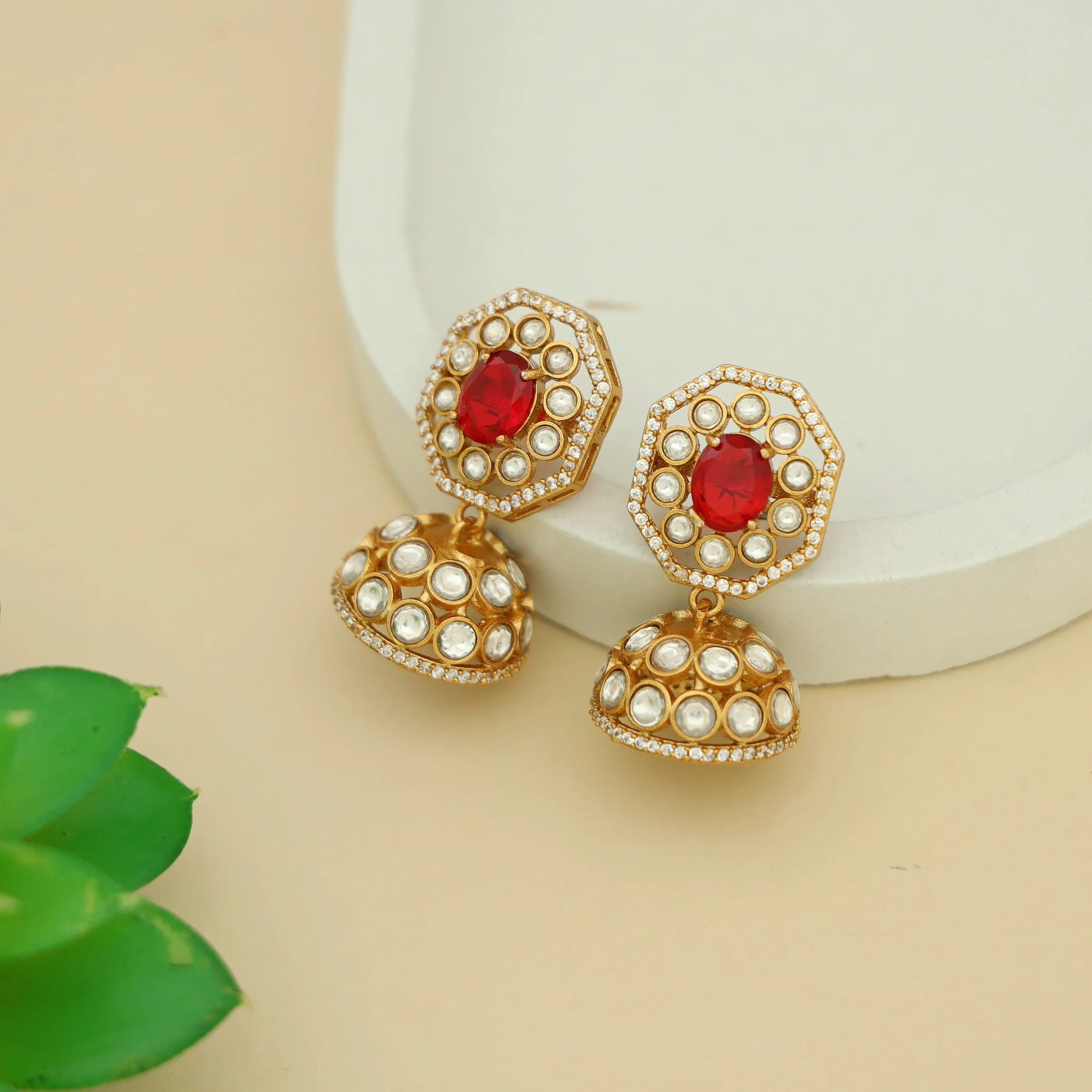 Bhavitha Glossy Stone Kundan Jhumka - Image 9
