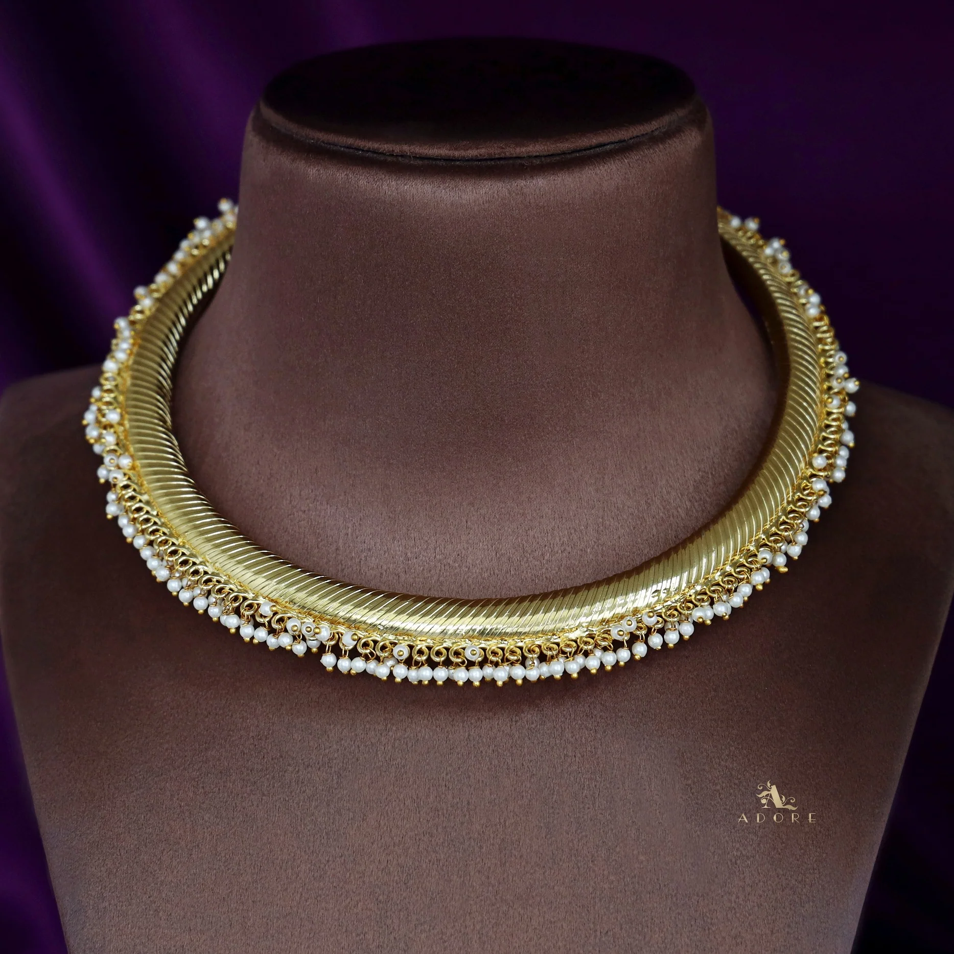 Bhavya Golden Textured Pearl Neck Cuff - Image 2