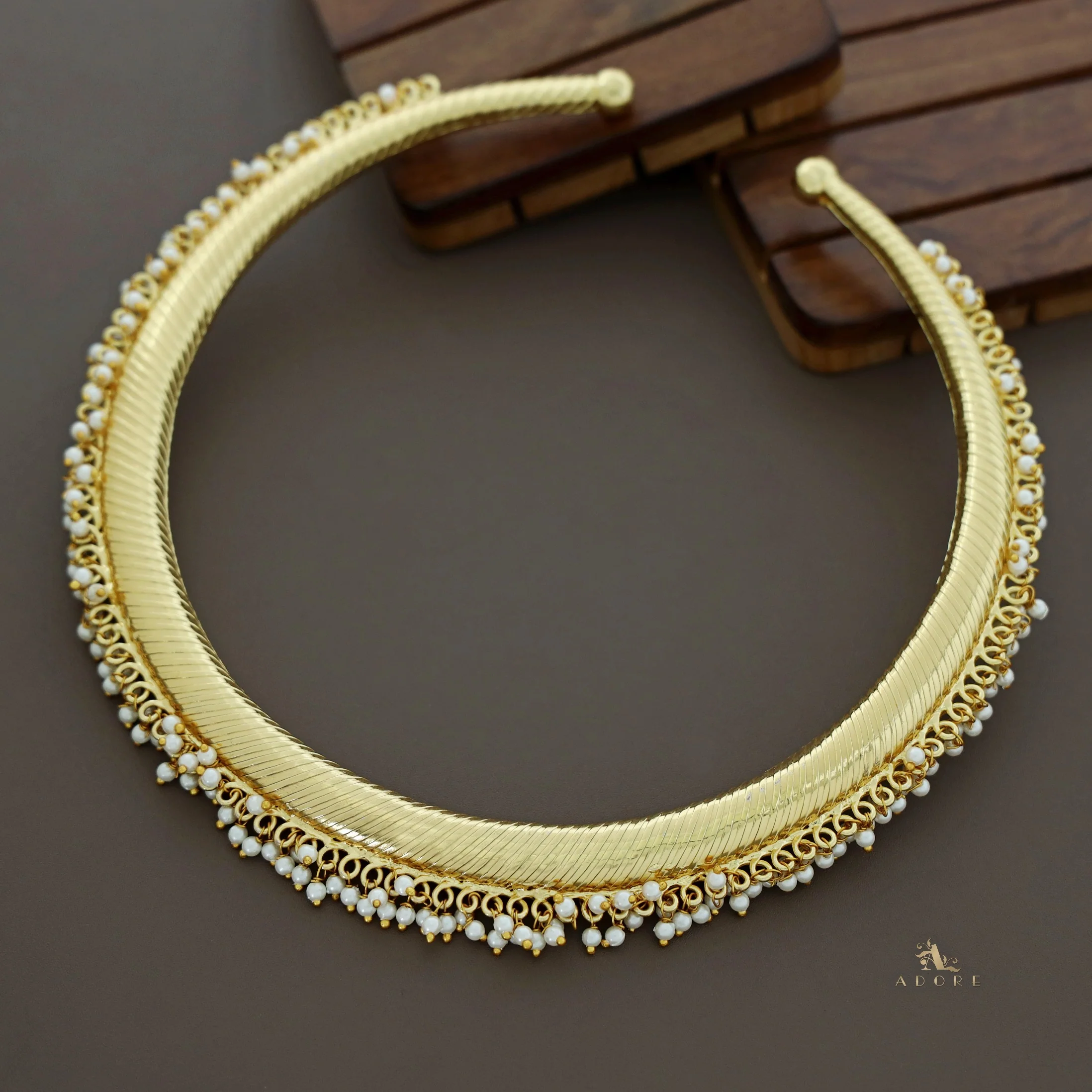 Bhavya Golden Textured Pearl Neck Cuff - Image 6