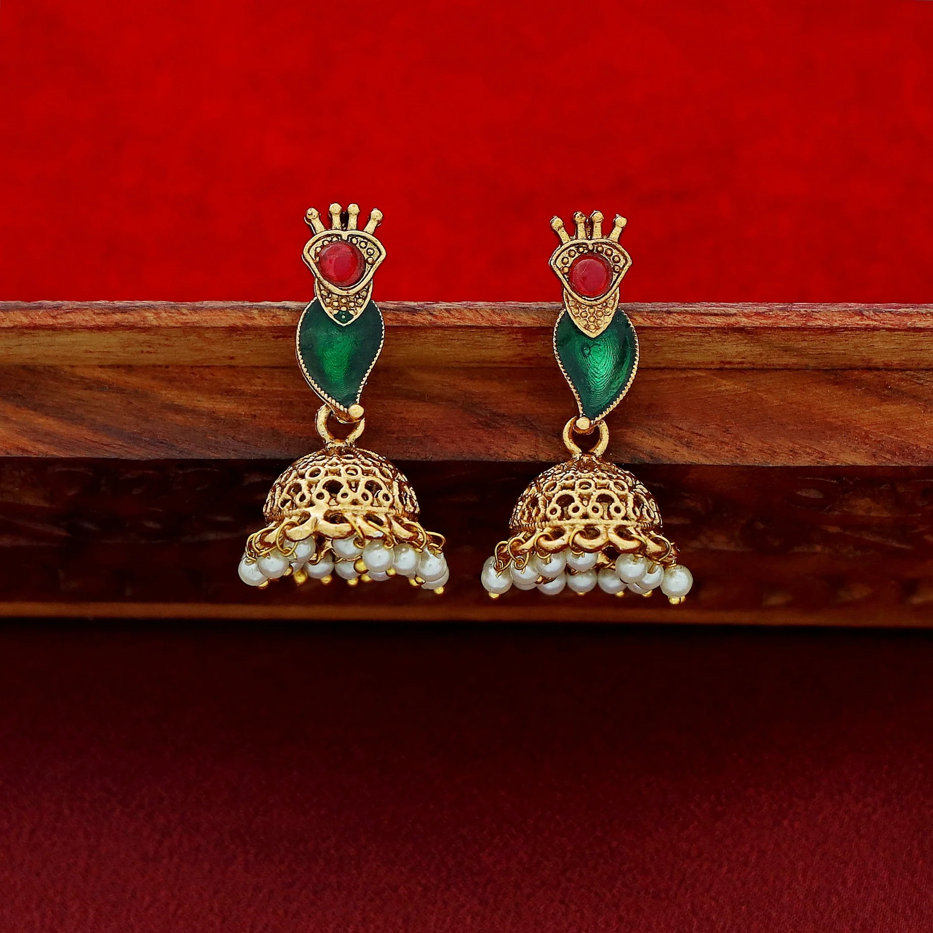 Bhuvana Palakka Mango Short Neckpiece With Earring - Image 6