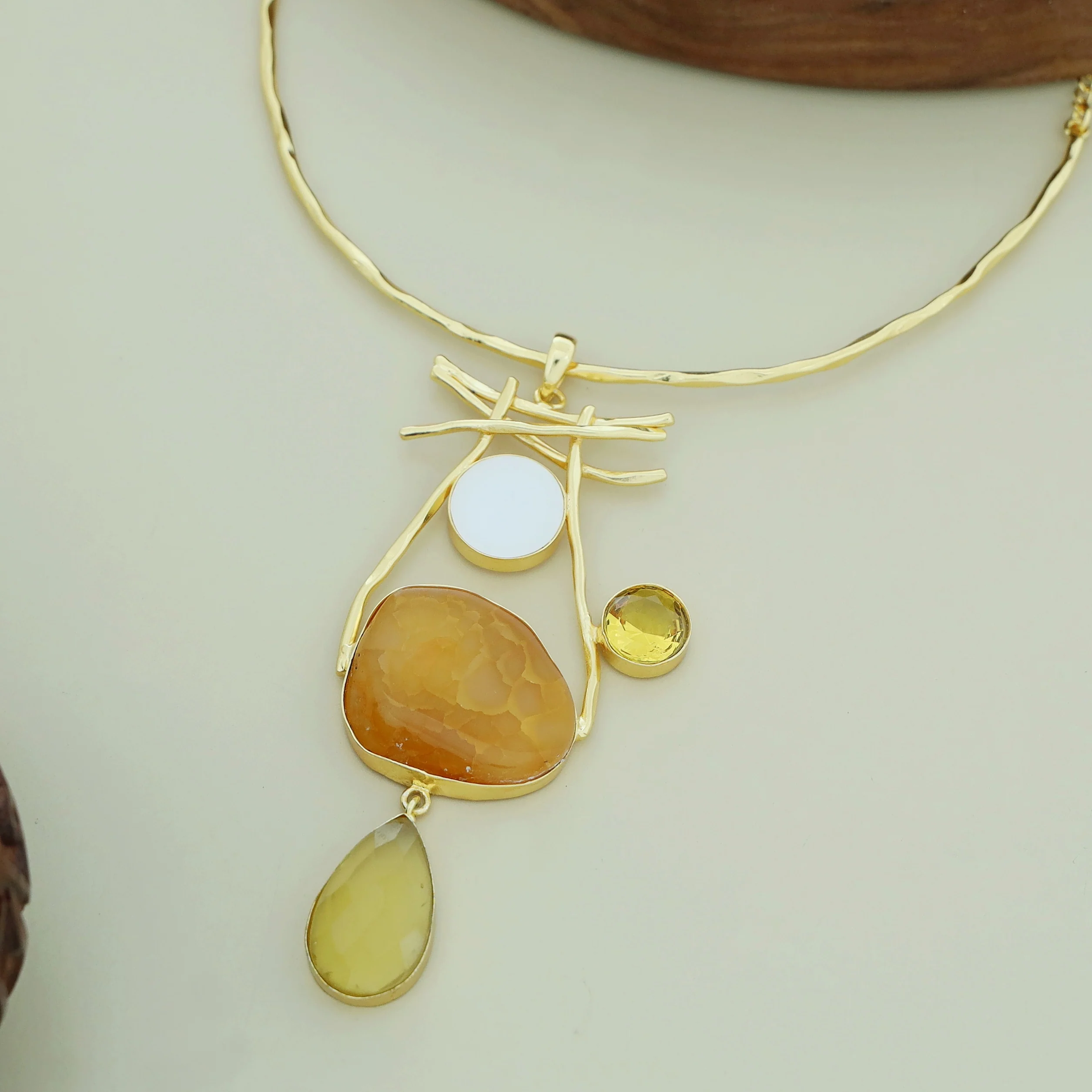 Binita Hammered Sticks MOP Agate Glossy Neck Cuff - Image 19