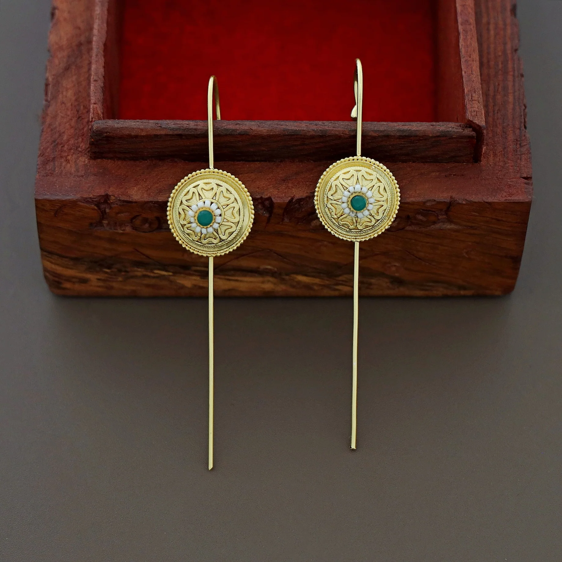 Birdie Golden Circle Ear-Cuff (Set Of 2) - Image 4