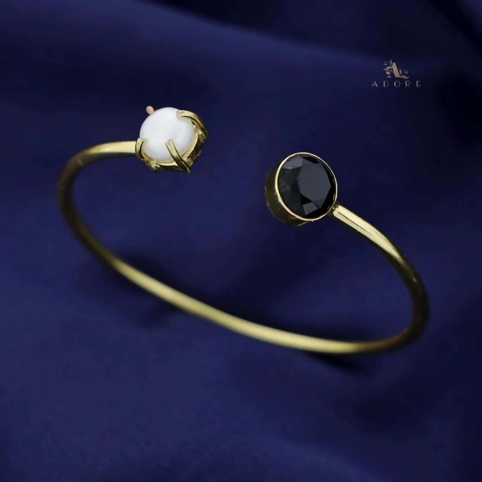 Bisiya Golden Glossy Pearl Bangle - Image 9