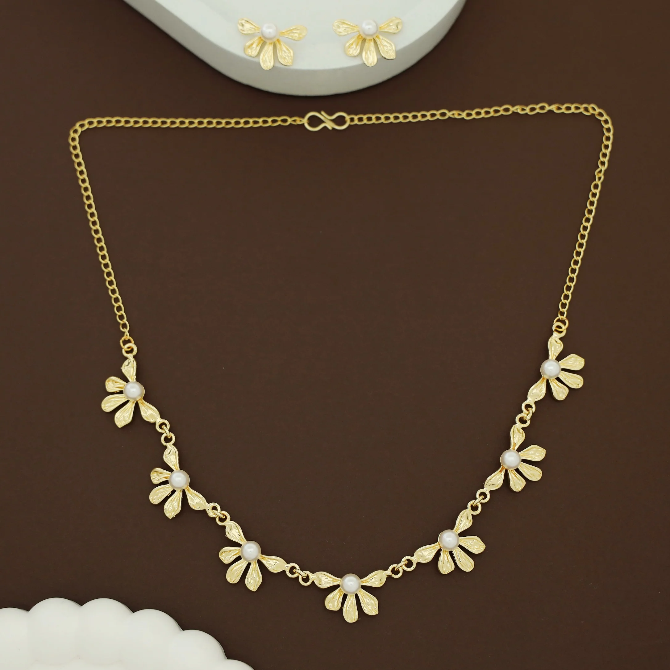 Bonnie Golden Half Flower Neckpiece With Stud - Image 4