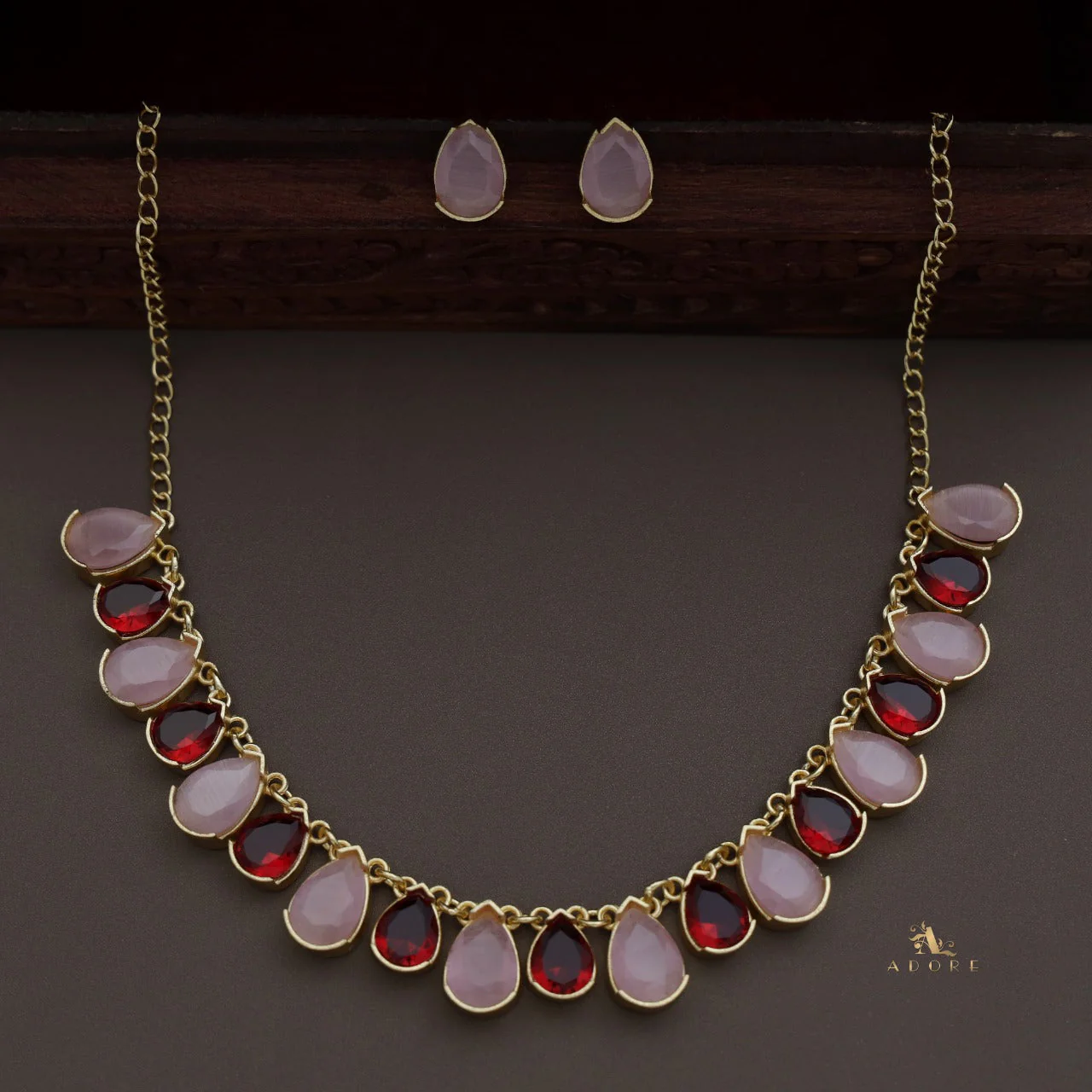 Breda Neckpiece with Stud - Image 10