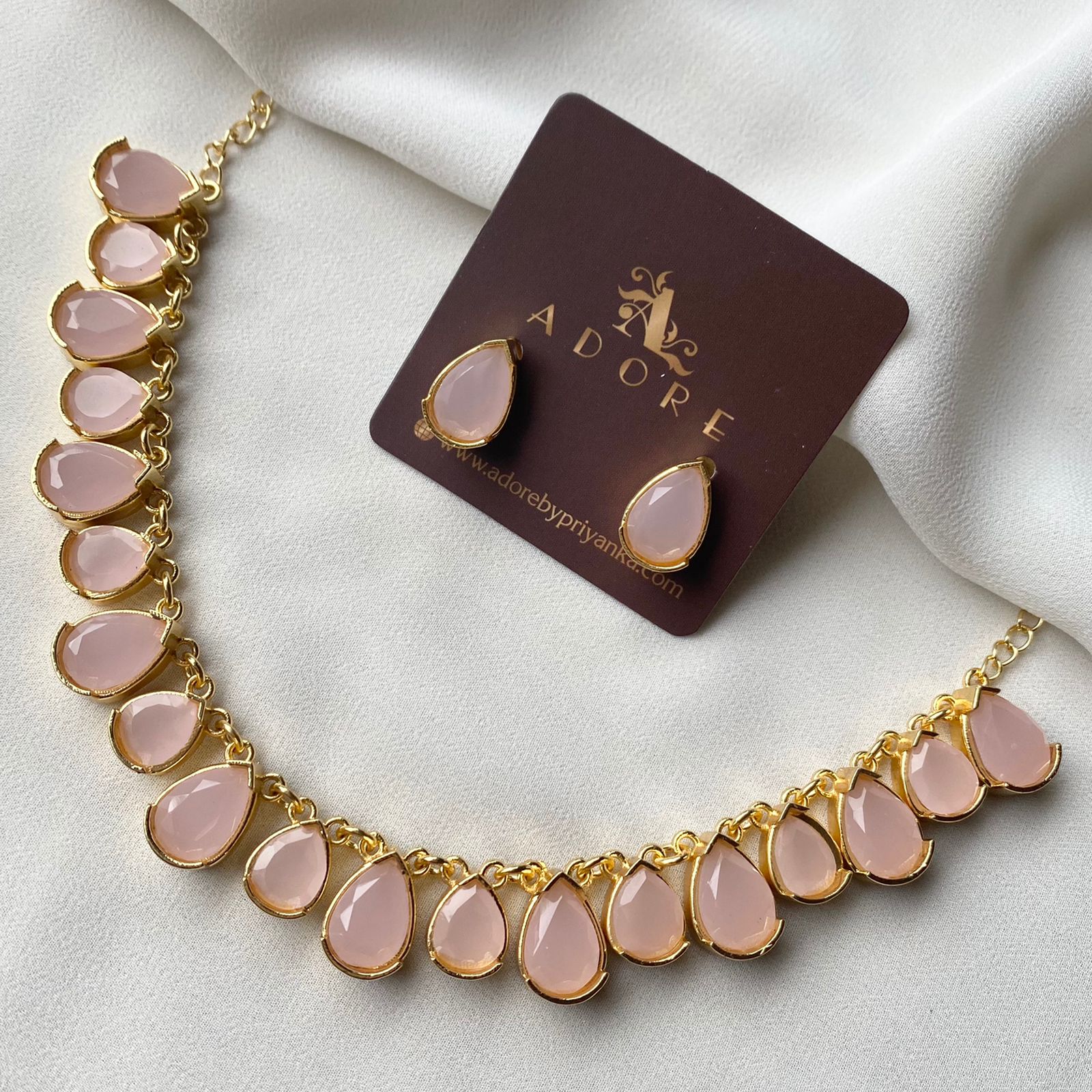 Breda Neckpiece with Stud - Image 27