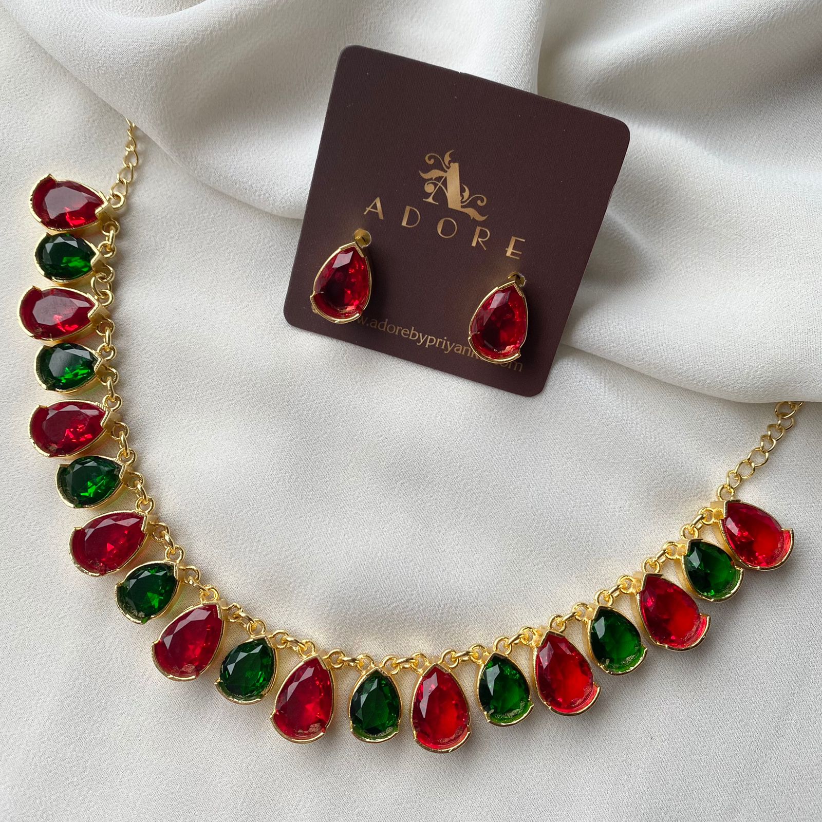 Breda Neckpiece with Stud - Image 8