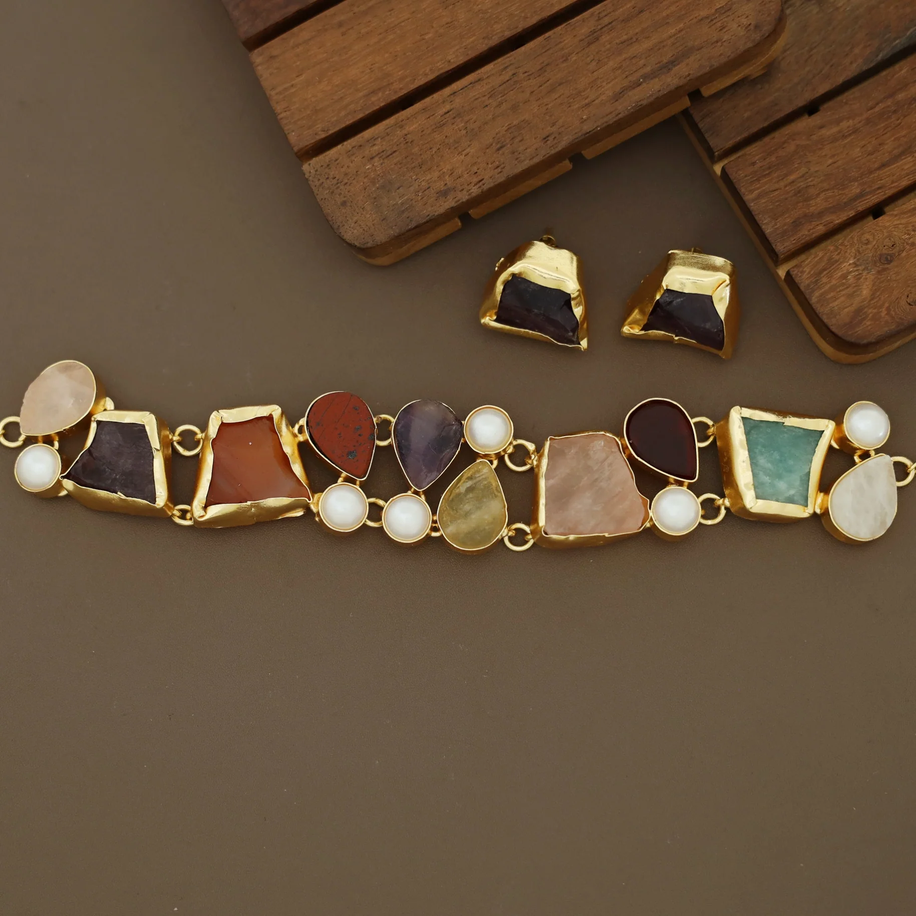 Brenda Golden Raw Stone + Pearl Choker With Stud - Image 26