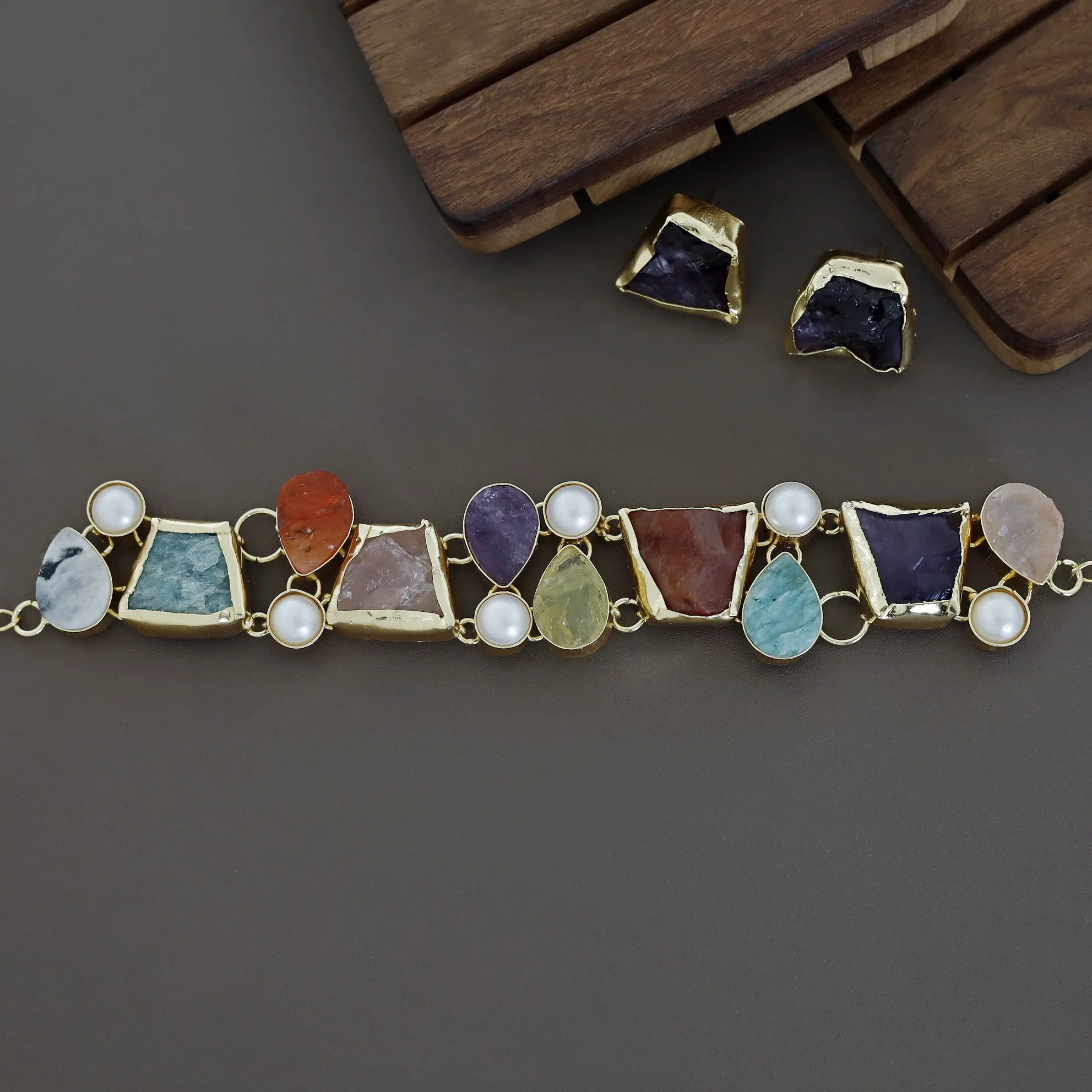 Brenda Golden Raw Stone + Pearl Choker With Stud - Image 5