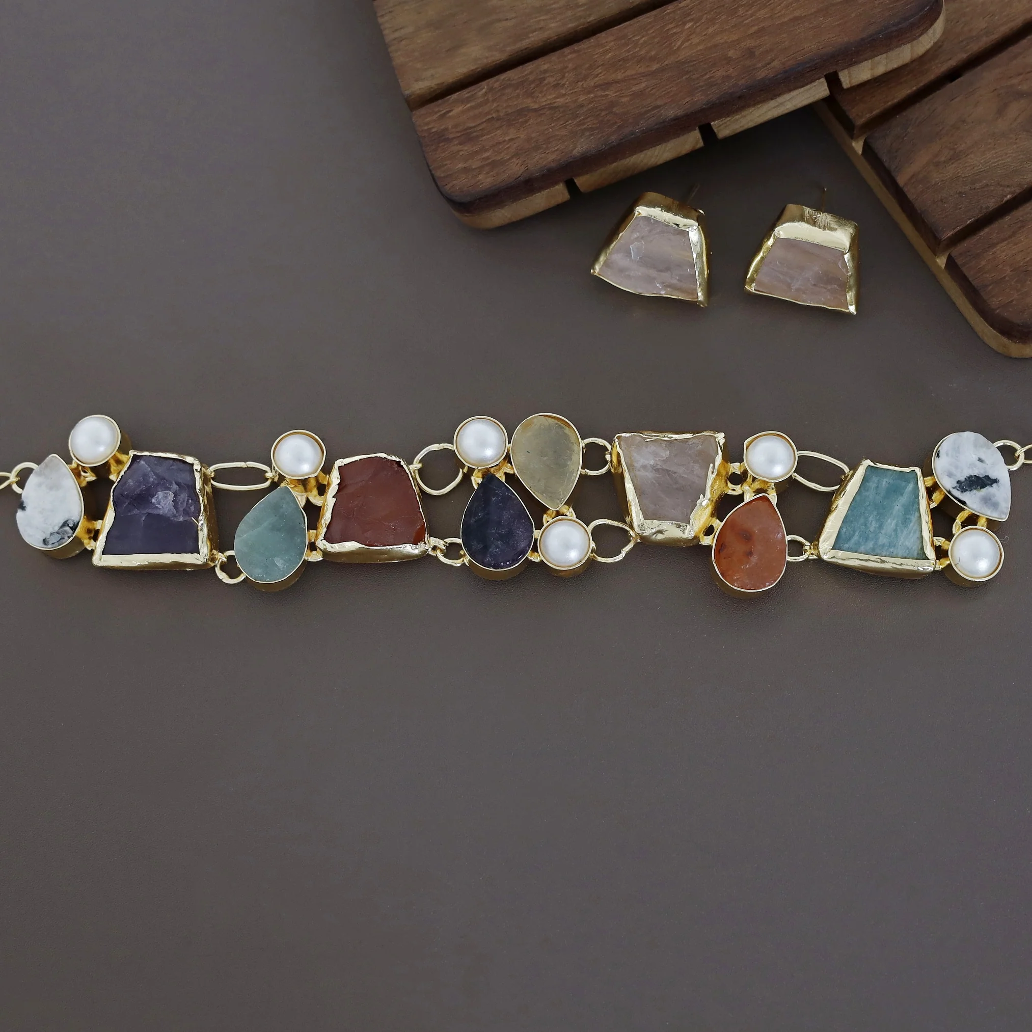 Brenda Golden Raw Stone + Pearl Choker With Stud - Image 7