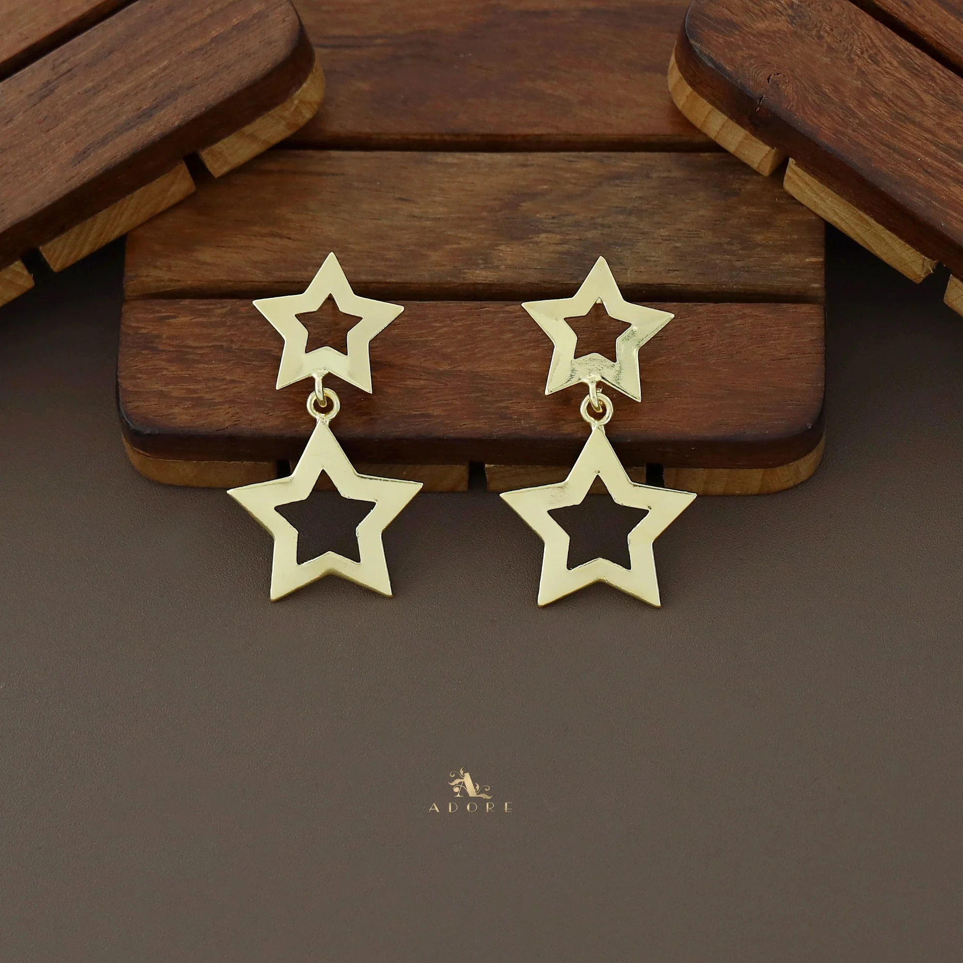 Brianna Golden Star Neckpiece With Earring - Image 5