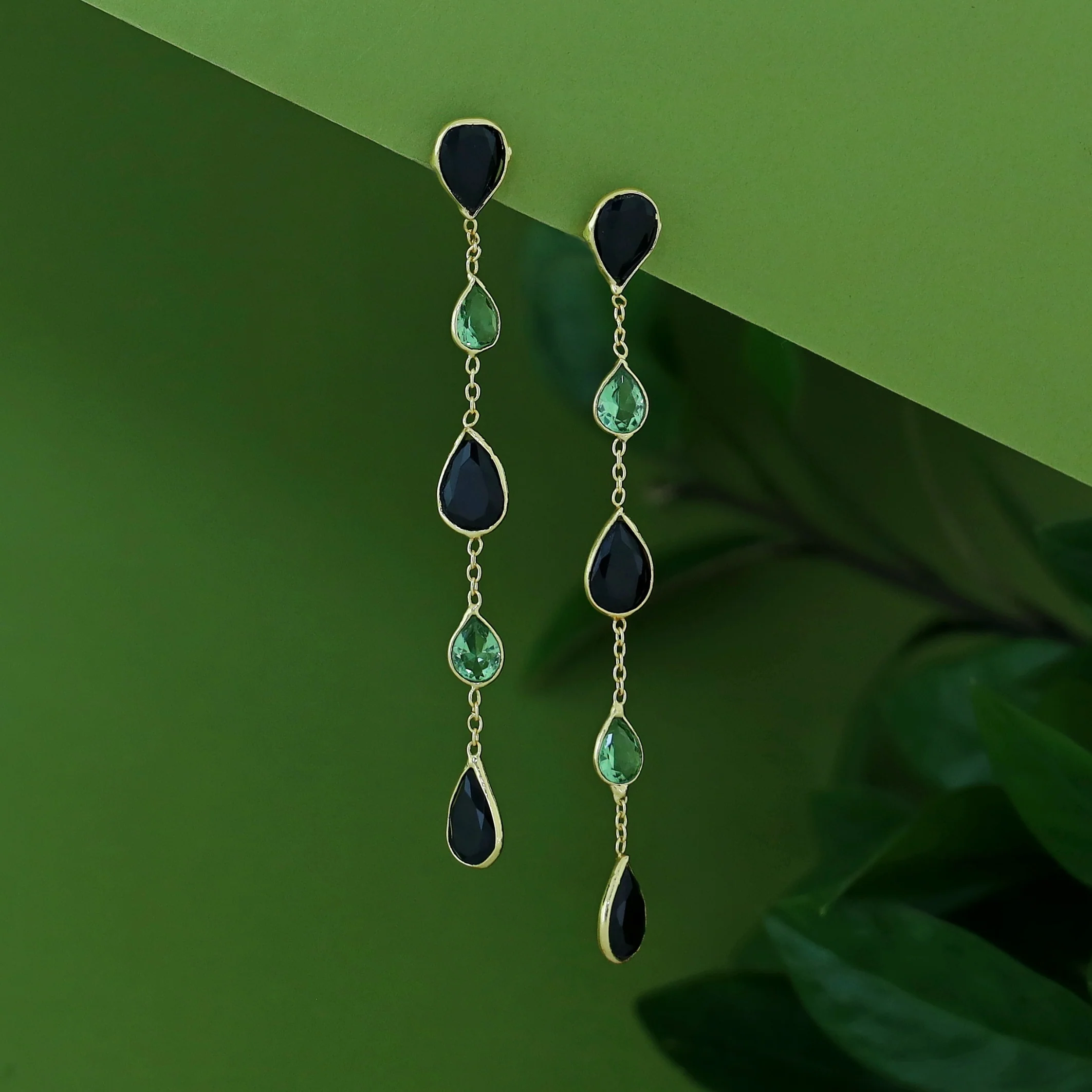 Brisa Hanging Glossy Earring - Image 8