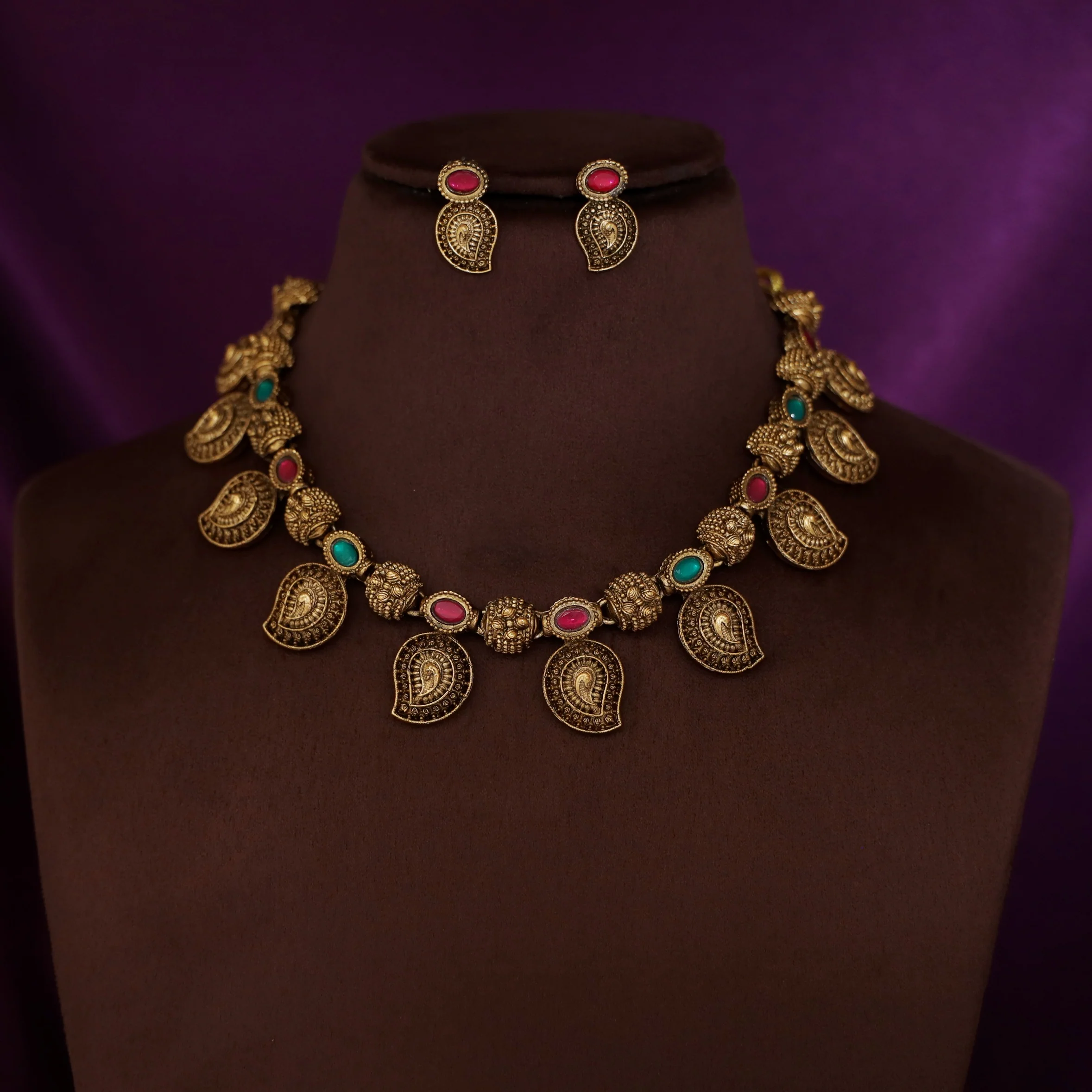 Brishti Mango Short Neckpiece With Earring - Image 5