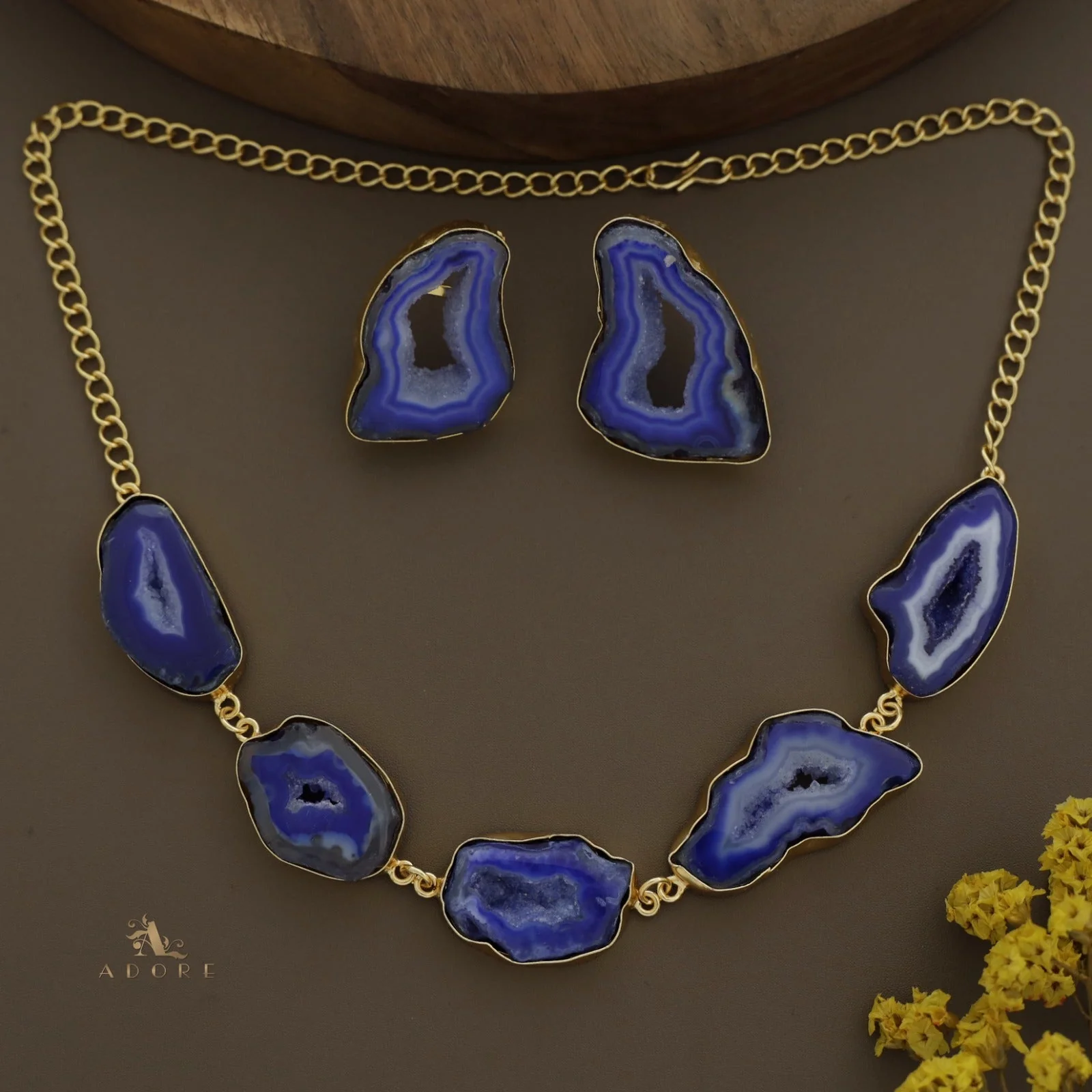 Britney Agate Choker/Short Neckpiece With Earring - Image 44