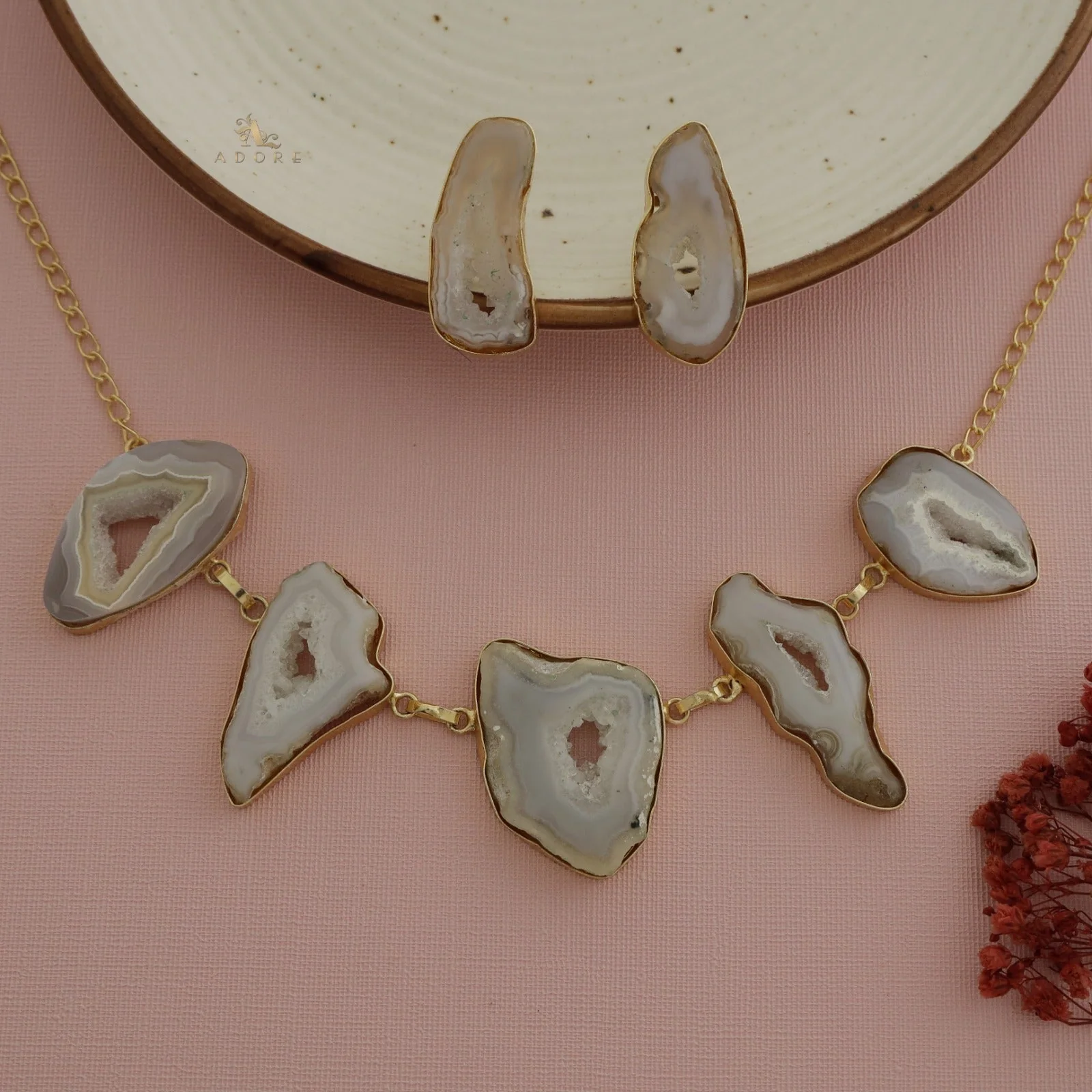 Britney Agate Choker/Short Neckpiece With Earring - Image 6