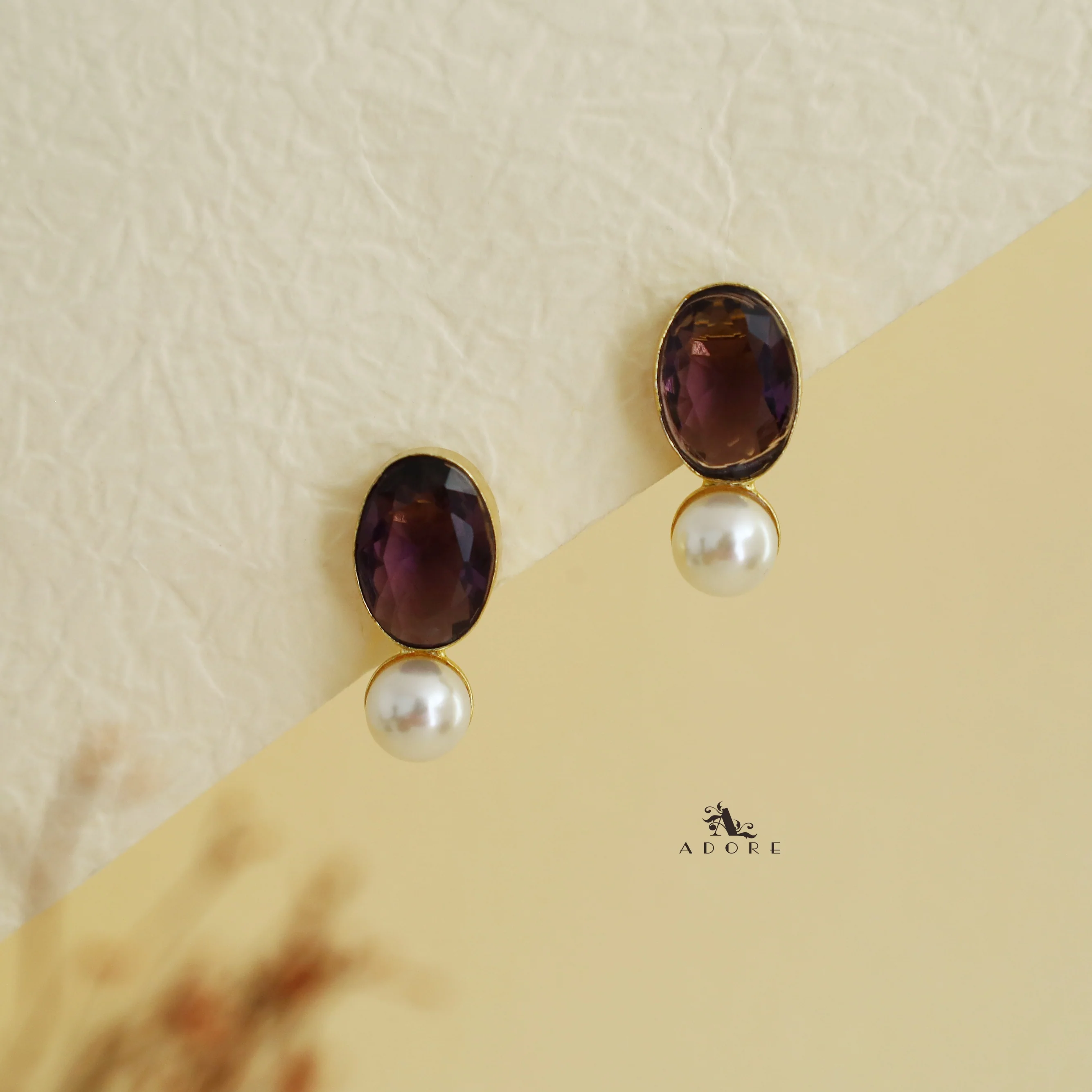 Laney Golden Oval Glossy Stone Pearl Earring - Image 11
