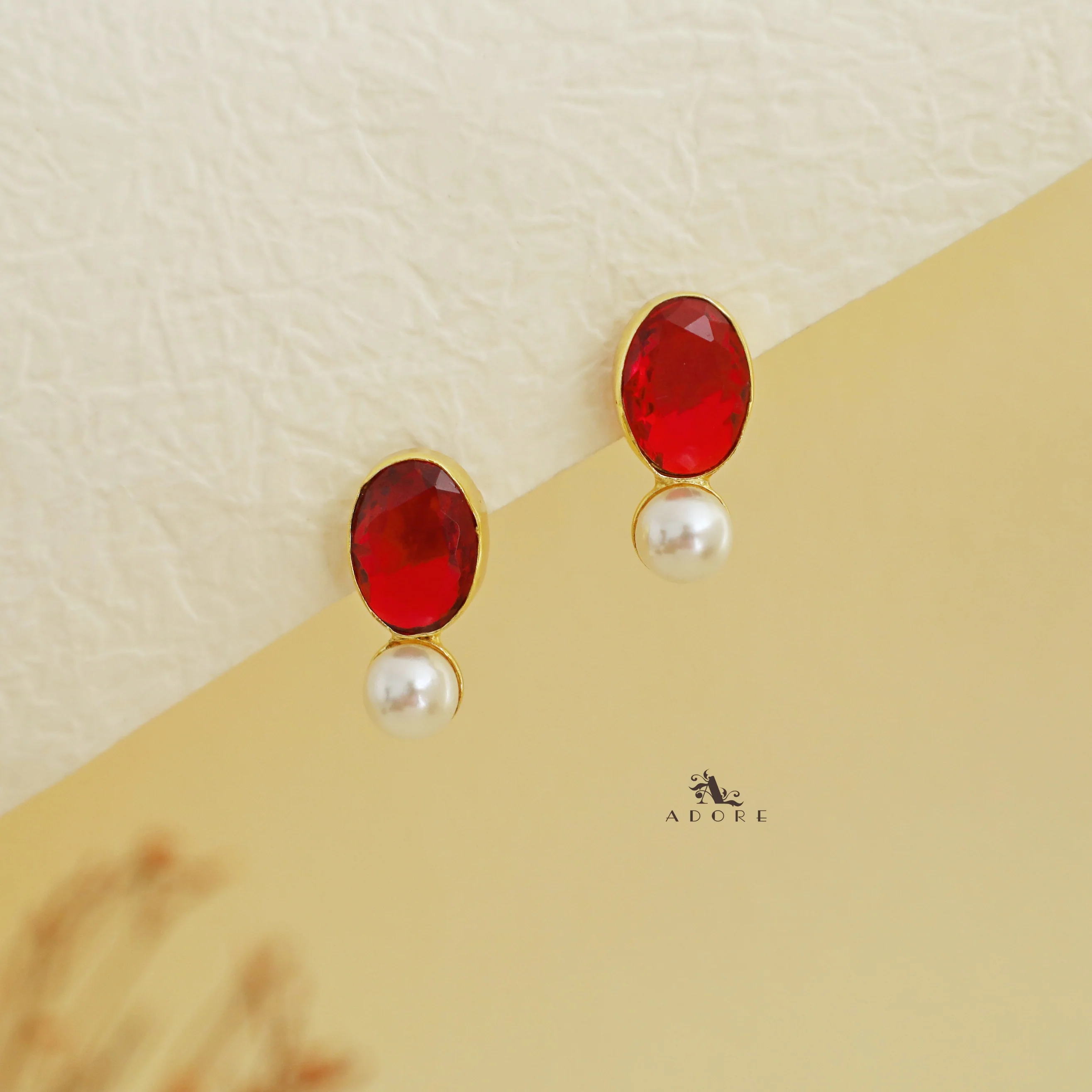 Laney Golden Oval Glossy Stone Pearl Earring - Image 5