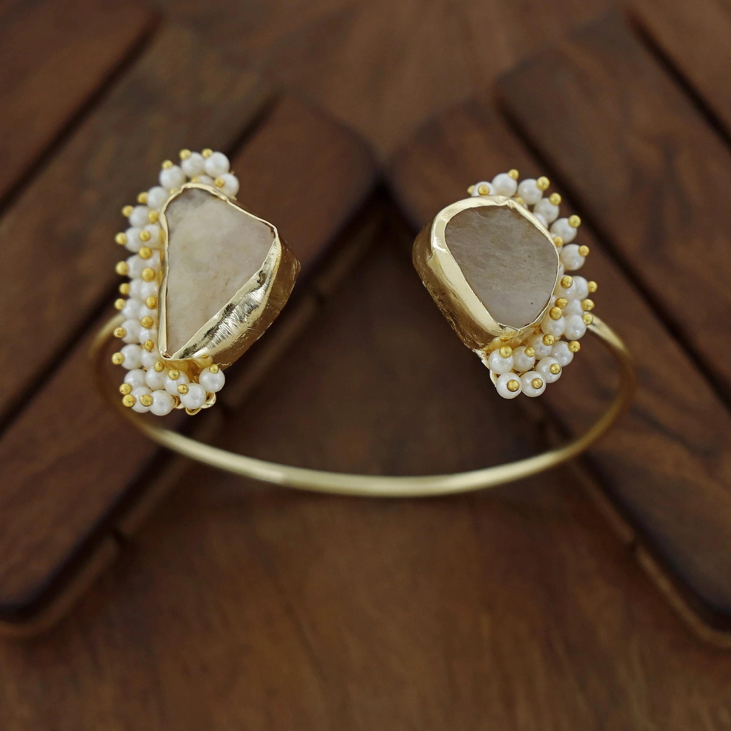 Caitlin Raw Stone Cluster Pearl Bangle - Image 31