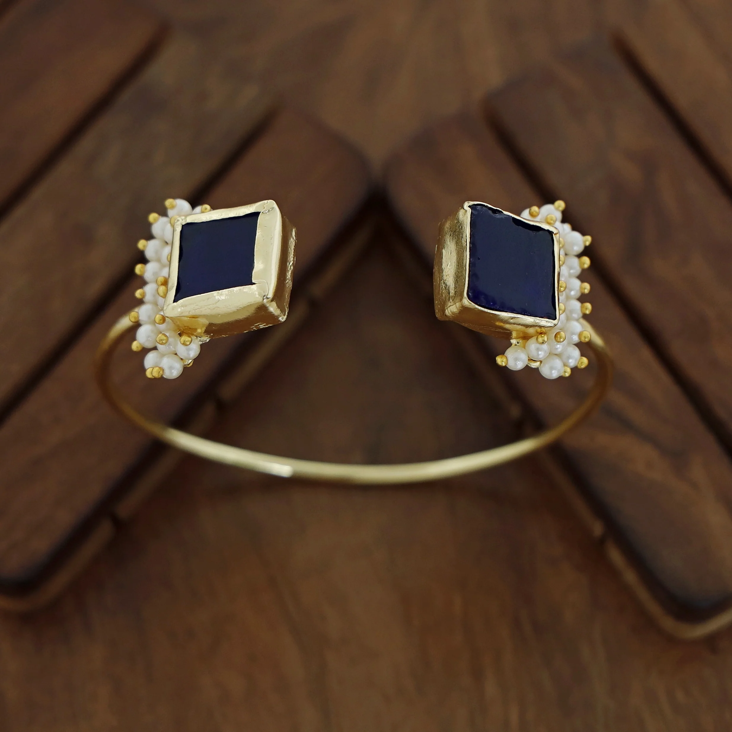Caitlin Raw Stone Cluster Pearl Bangle - Image 4