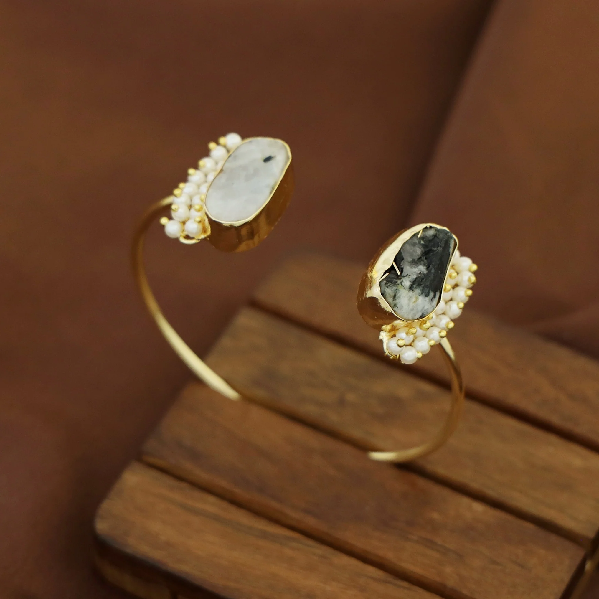 Caitlin Raw Stone Cluster Pearl Bangle - Image 43