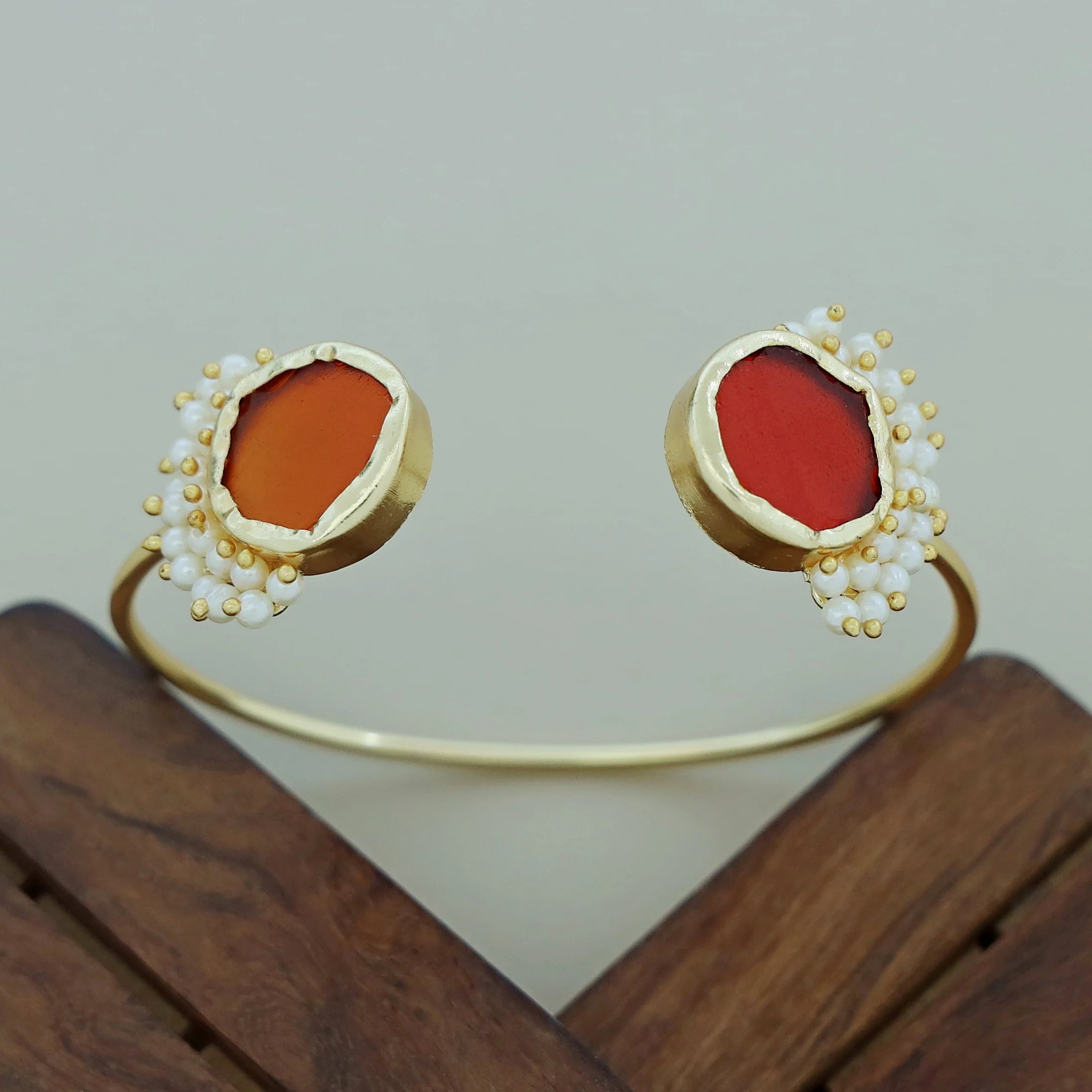 Caitlin Raw Stone Cluster Pearl Bangle - Image 7