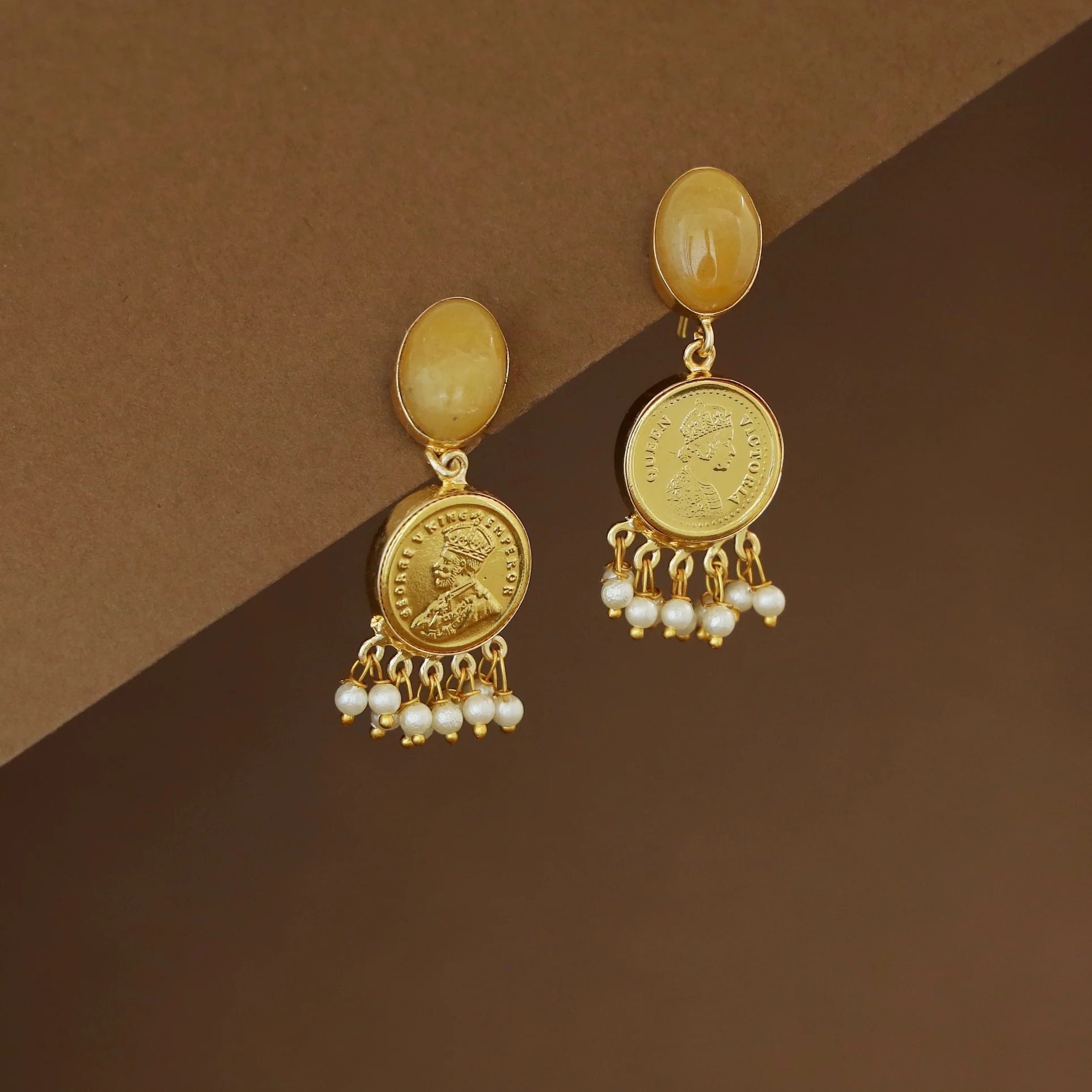 Caliso Golden Natural Oval Stone King George Cluster Pearl Earring - Image 4