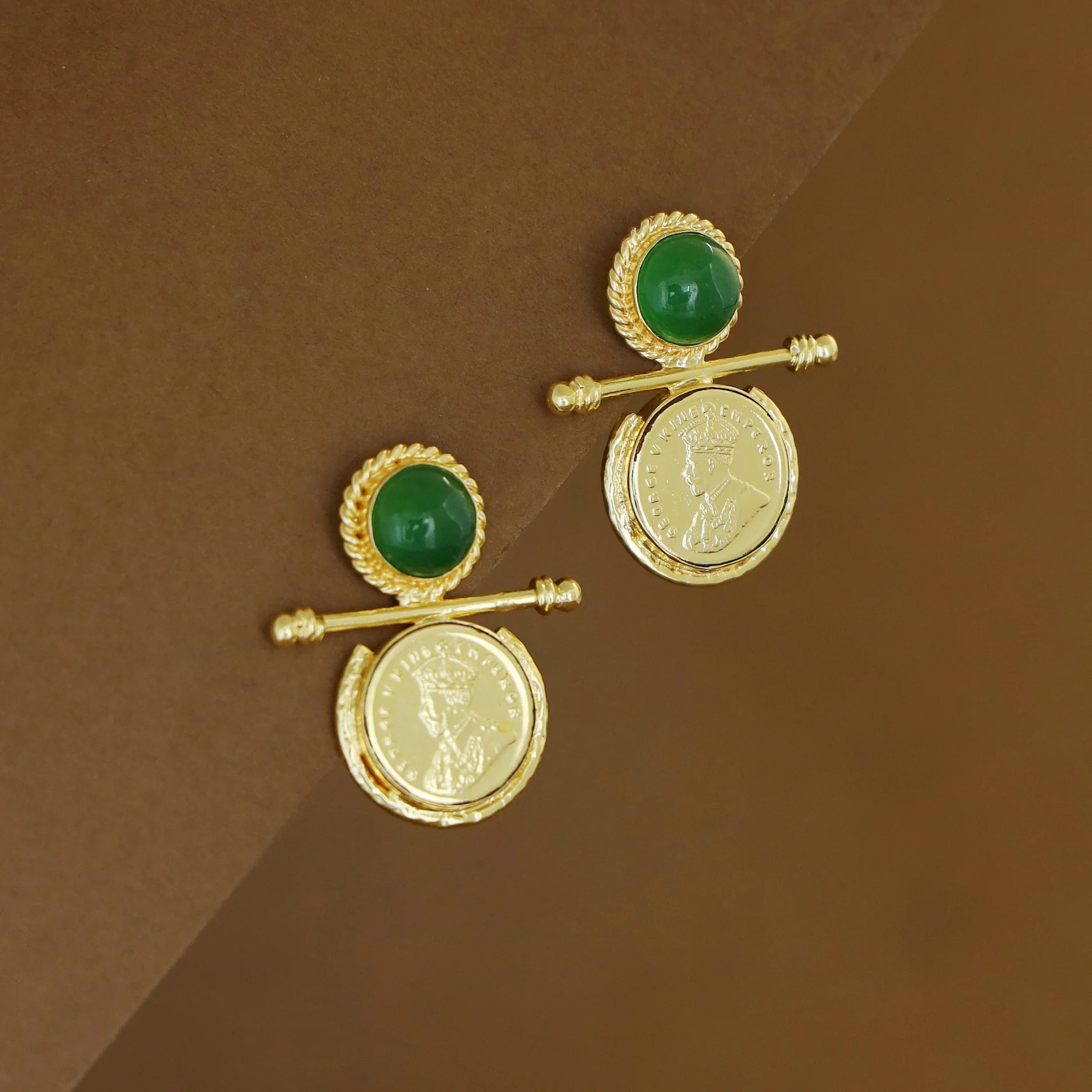 Caliso Golden Stick Glossy Stone King George Earring - Image 10